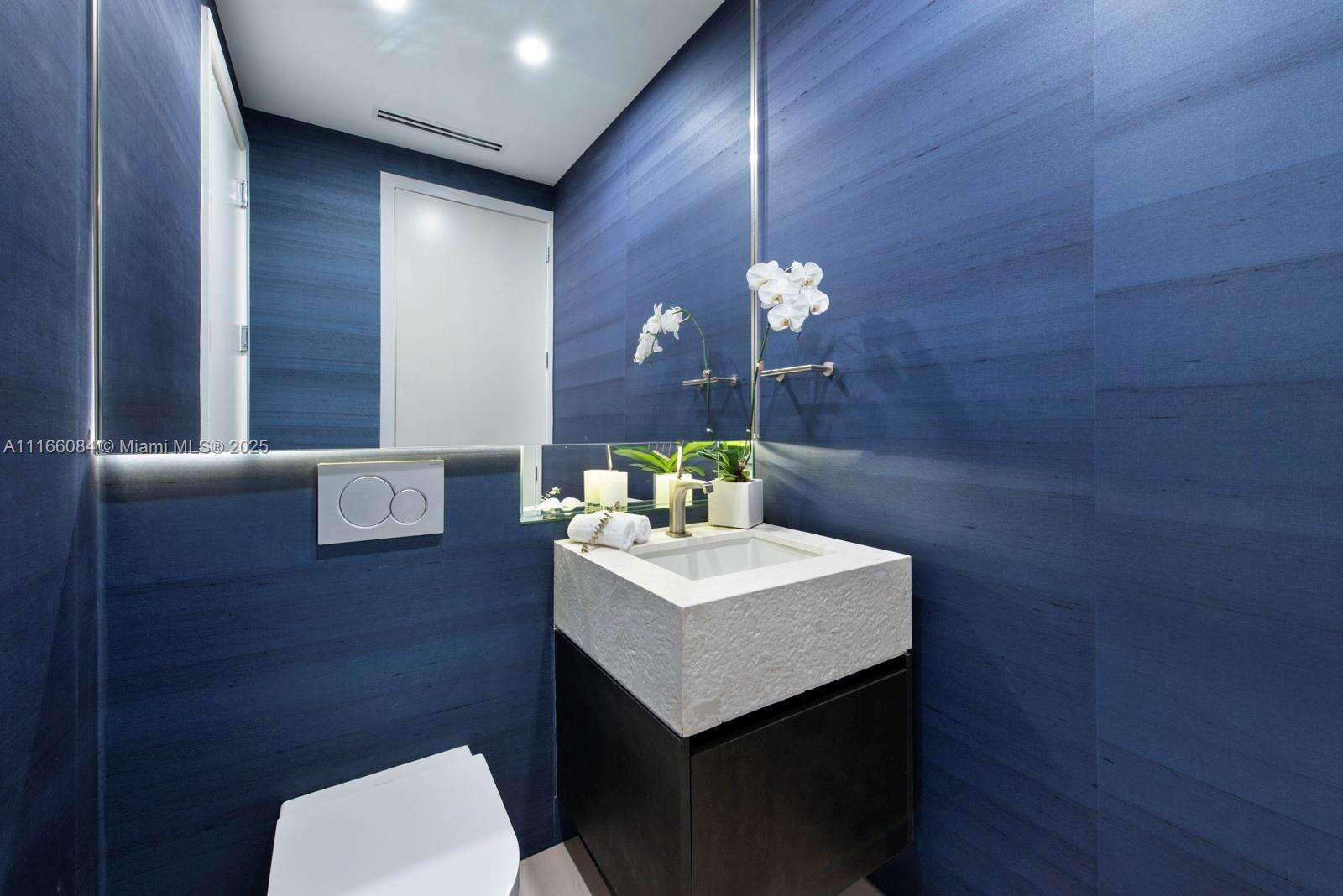 Continuum Unit #908 | Picture 14