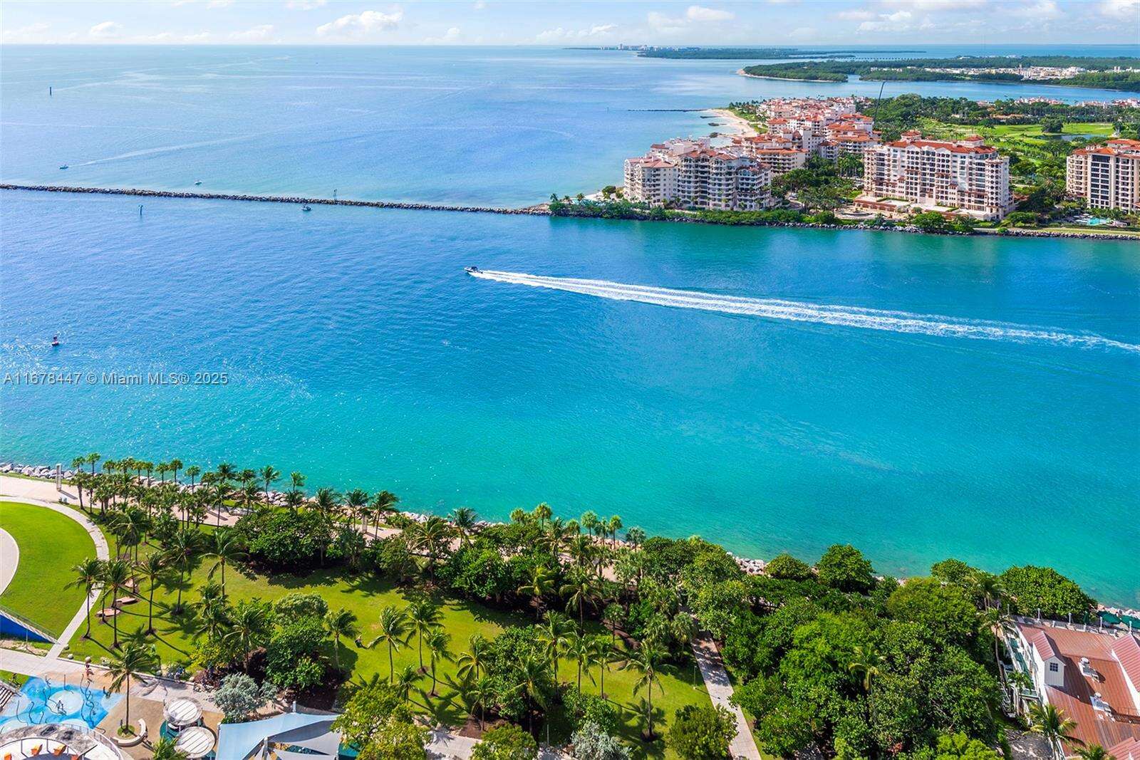 Continuum Unit #3402 | Picture 27