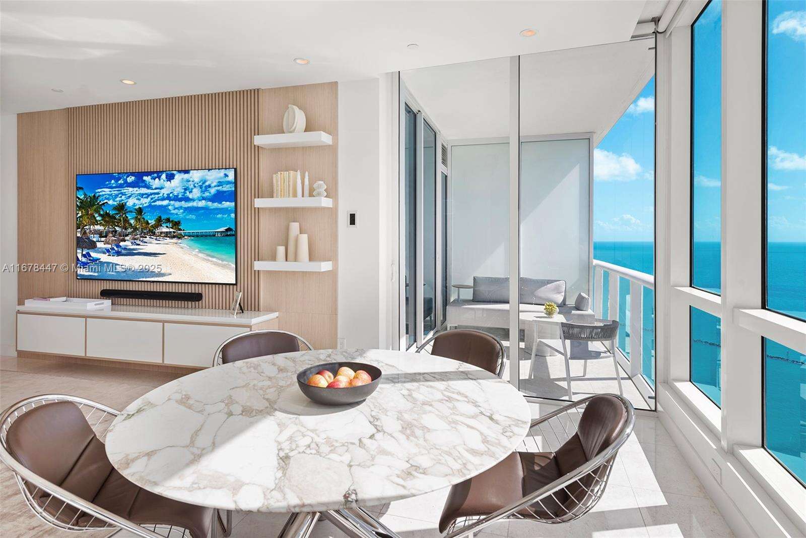 Continuum Unit #3402 | Picture 30