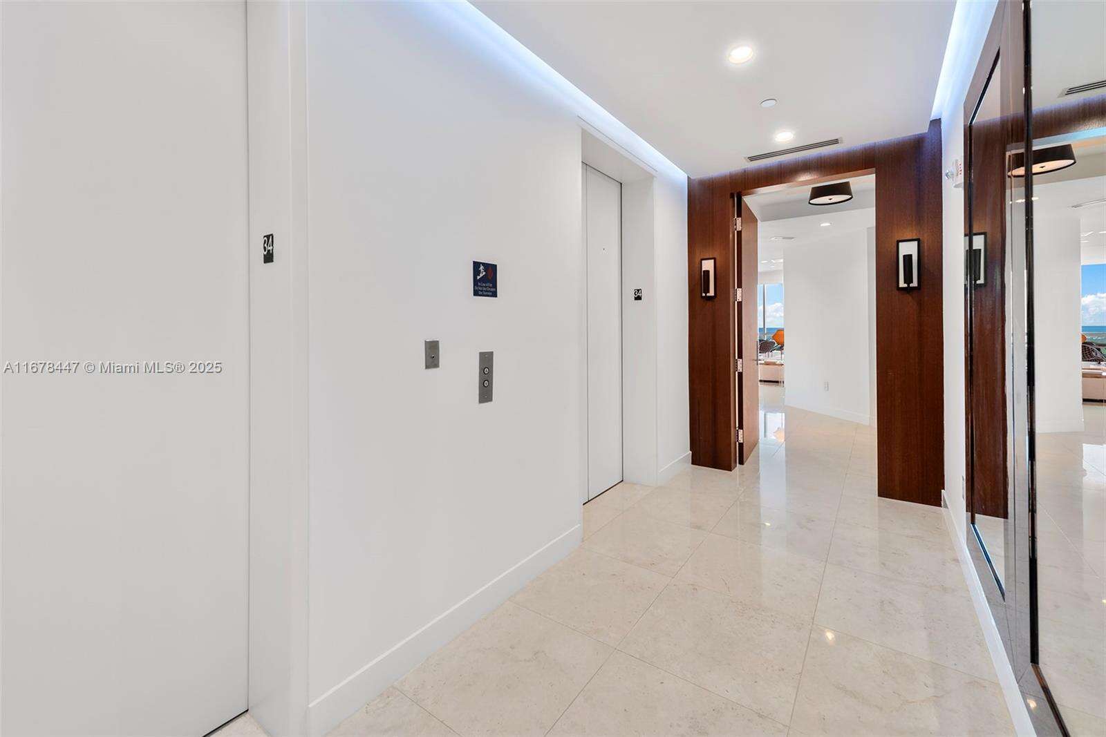 Continuum Unit #3402 | Picture 32