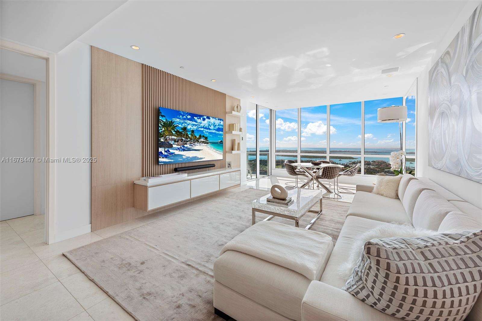 Continuum Unit #3402 | Picture 5