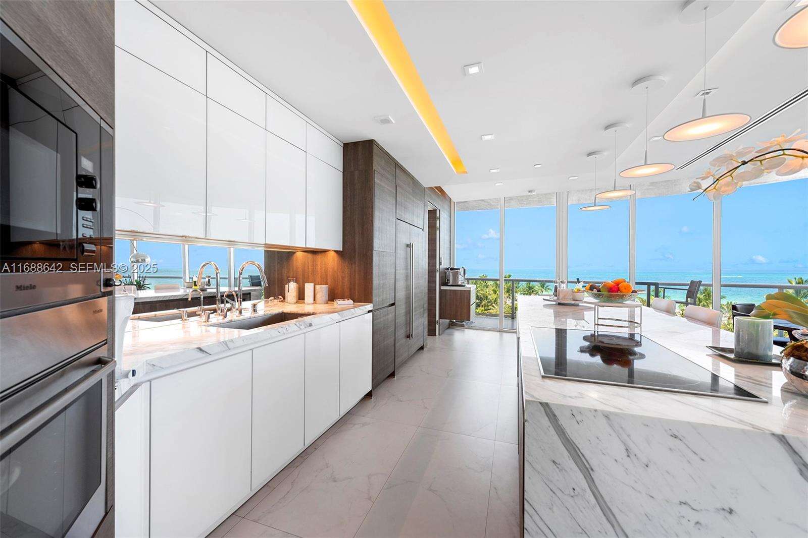 Continuum Unit #706 | Picture 11