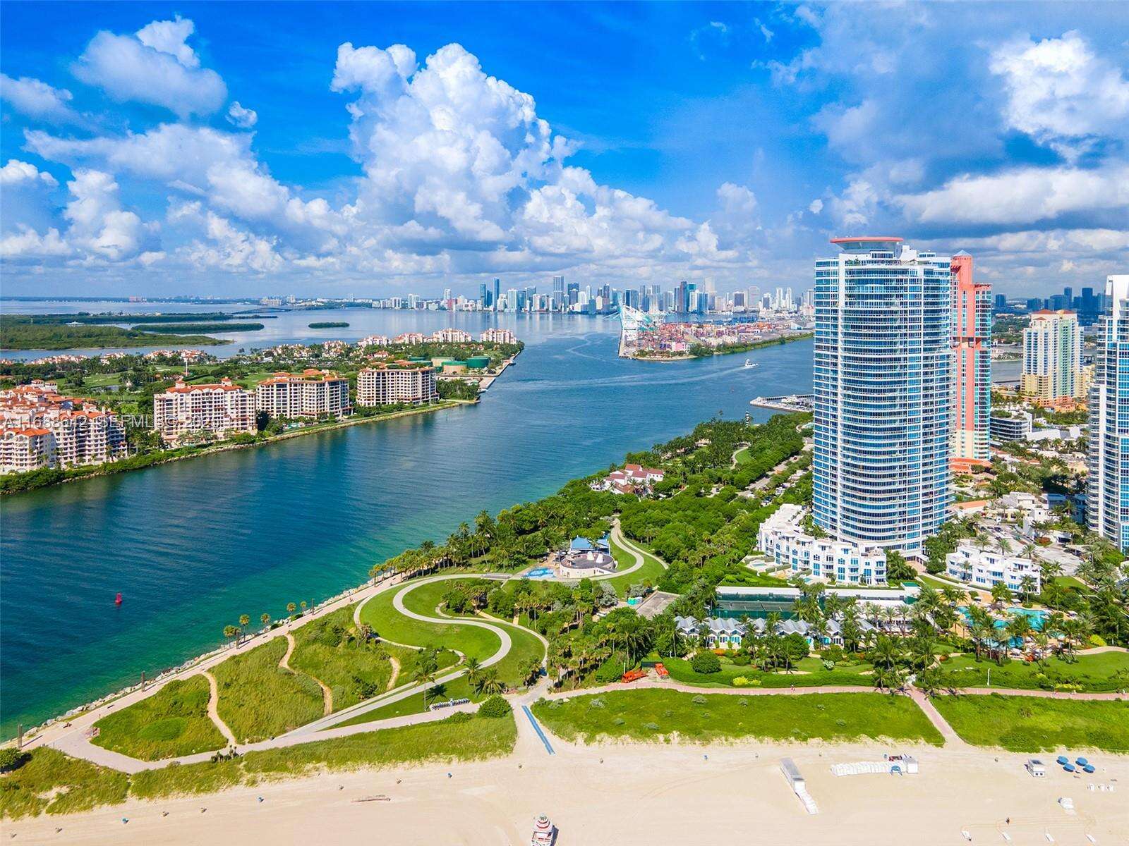 Continuum Unit #706 | Picture 39