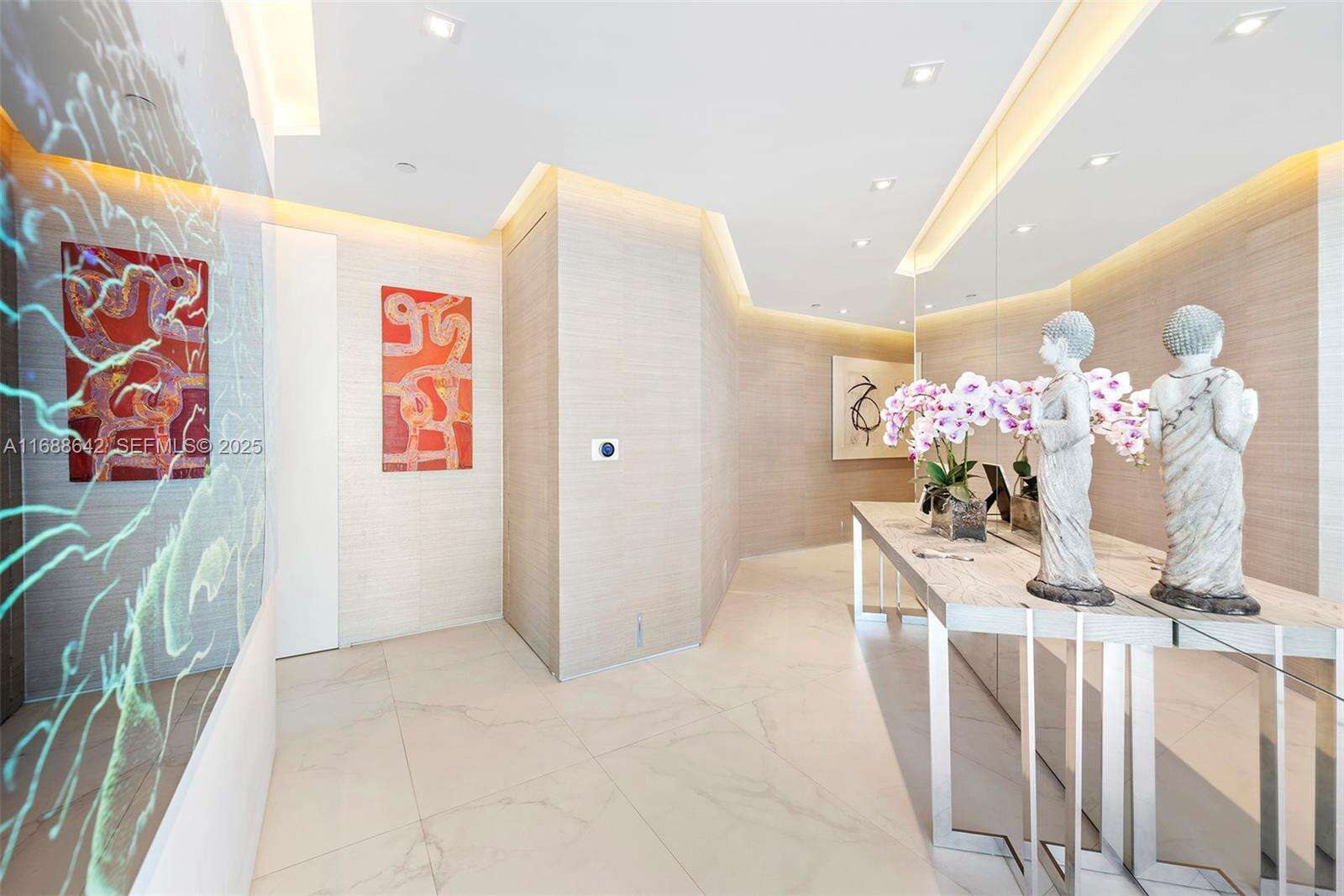 Continuum Unit #706 | Picture 8