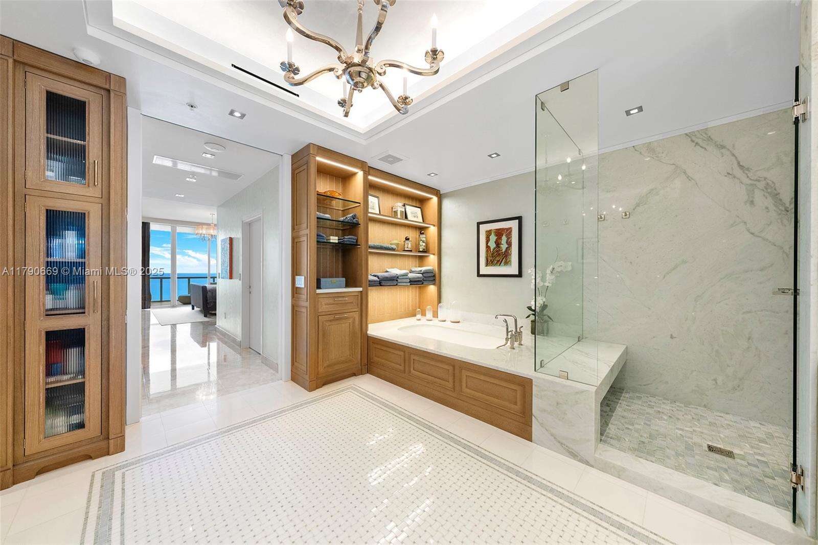 Continuum Unit #2801 | Picture 12