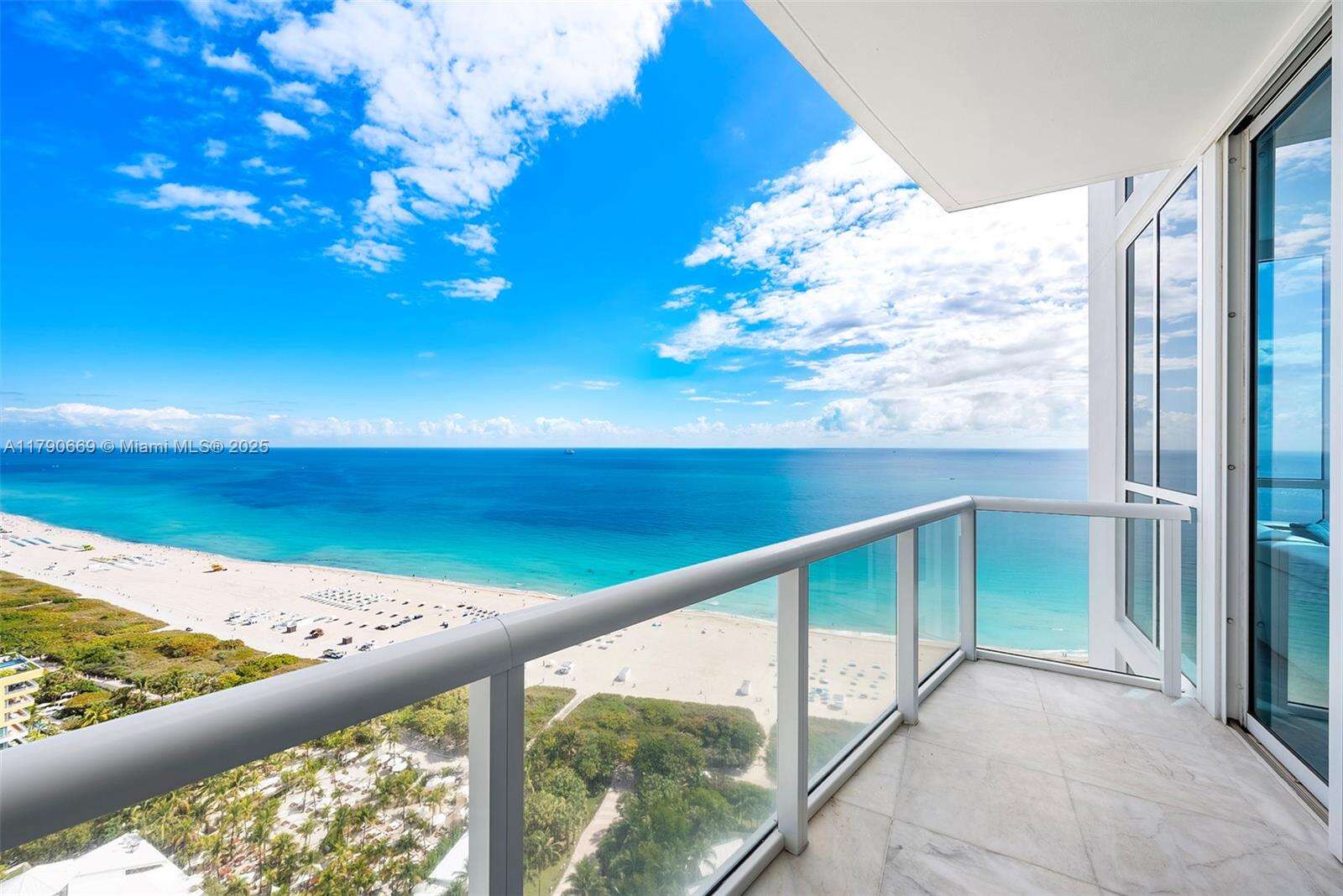 Continuum Unit #2801 | Picture 23