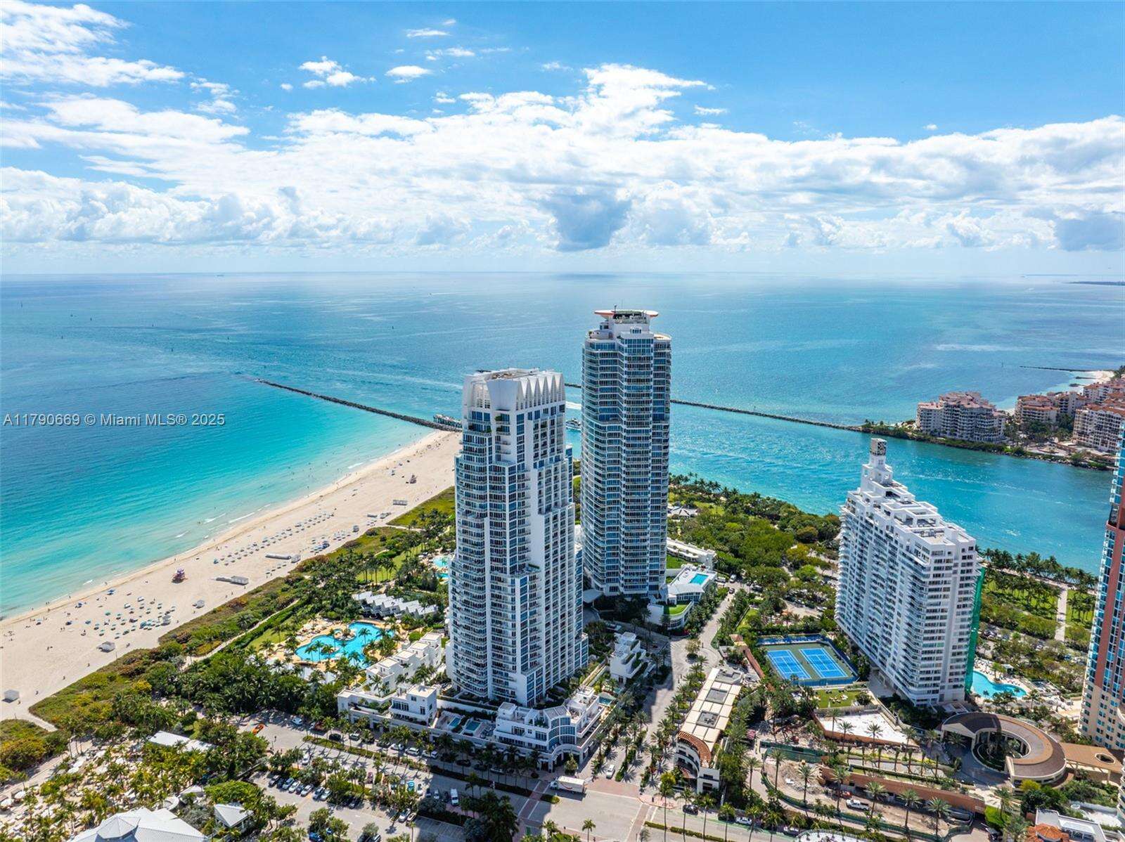 Continuum Unit #2801 | Picture 27