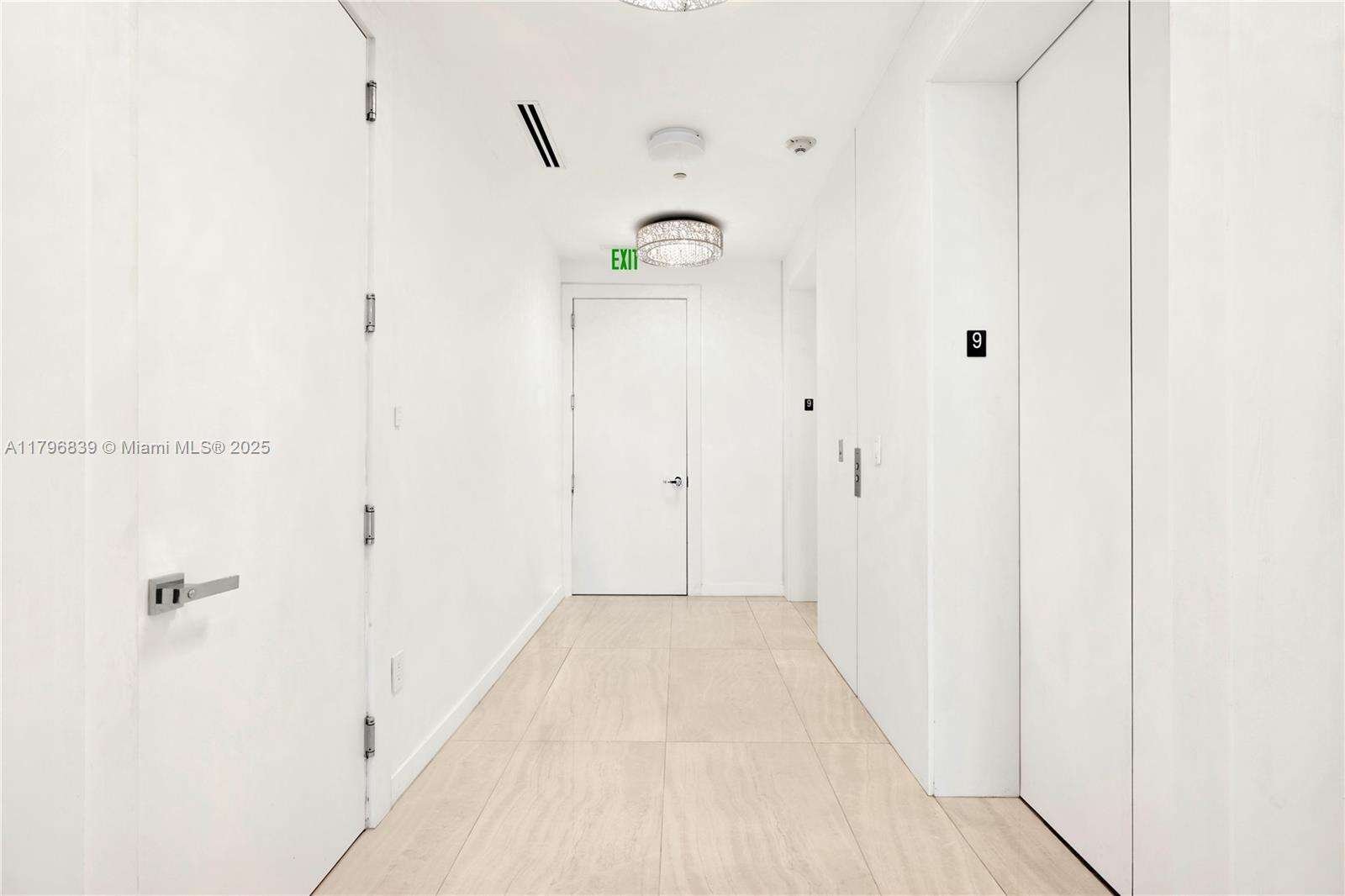 Continuum Unit #903 | Picture 20