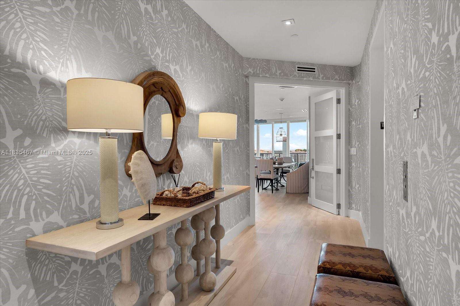 Continuum Unit #1502 | Picture 6