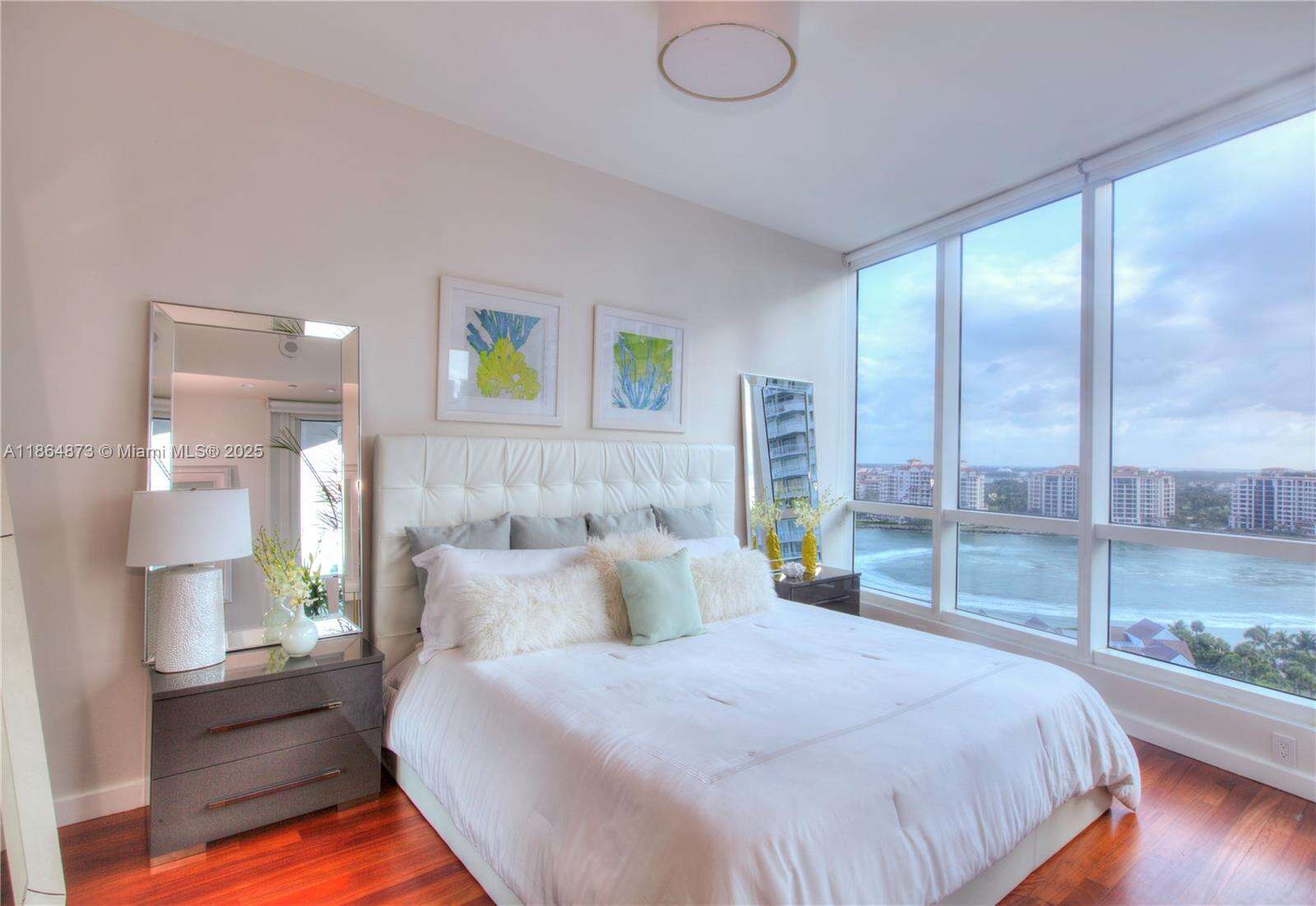 Continuum Unit #1501 | Picture 9