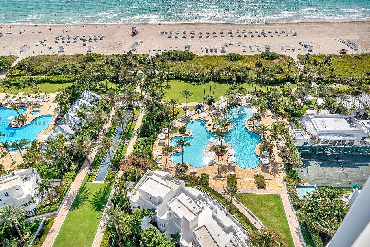 Continuum Unit #2208 | Picture 15