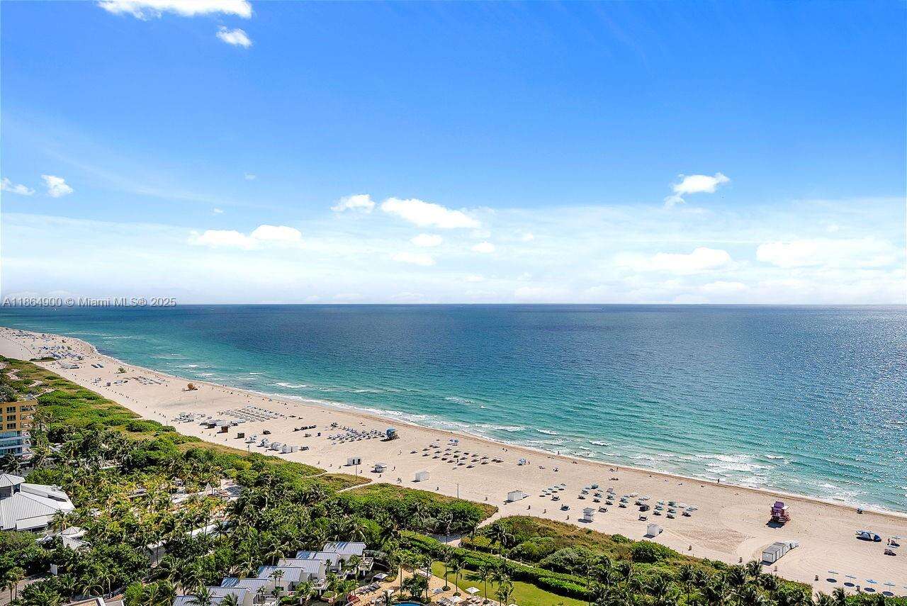 Continuum Unit #2208 | Picture 16