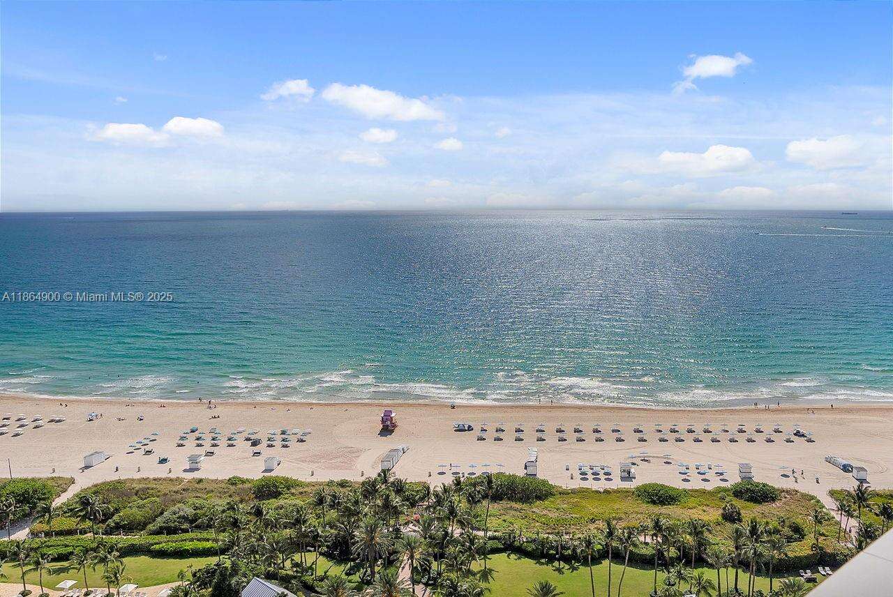 Continuum Unit #2208 | Picture 17