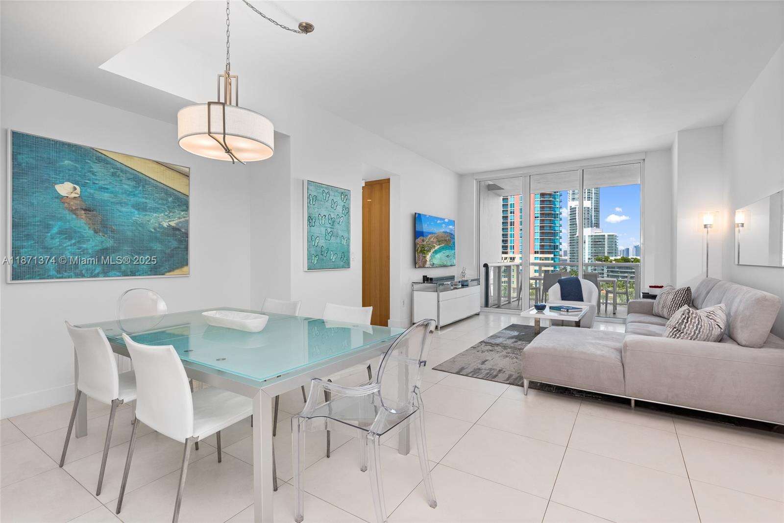 Continuum Unit #1005 | Picture 3