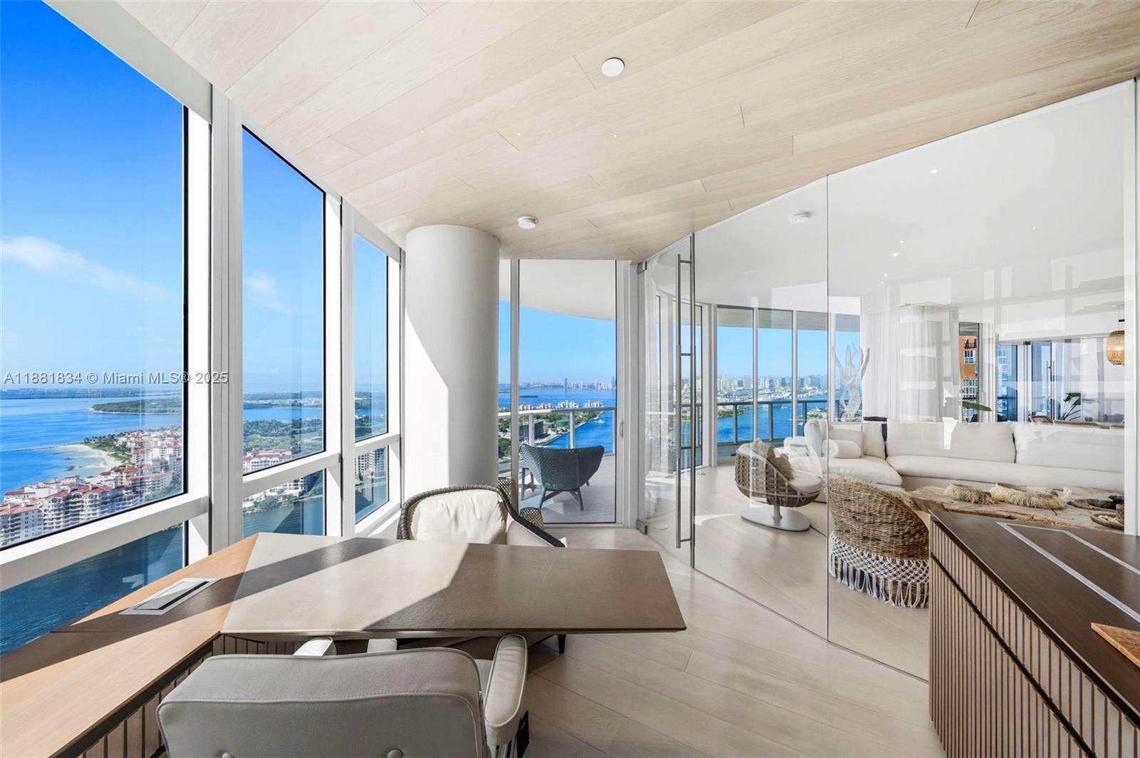 Continuum Unit #3803 | Picture 16