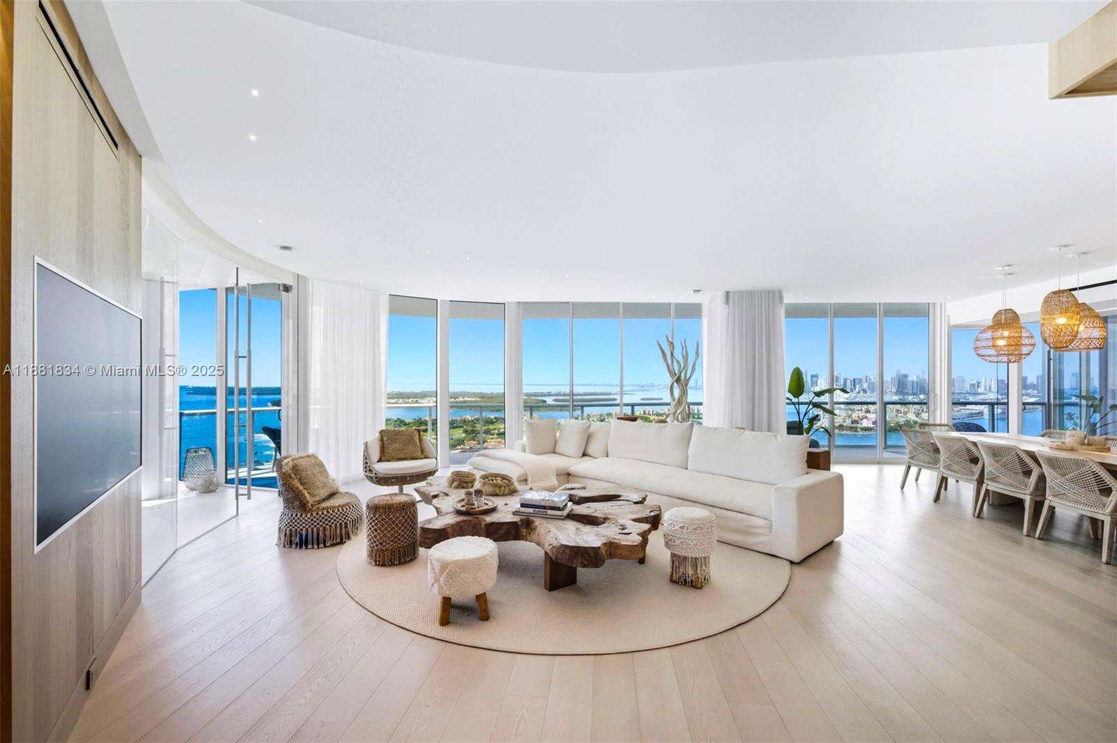 Continuum Unit #3803 | Picture 17