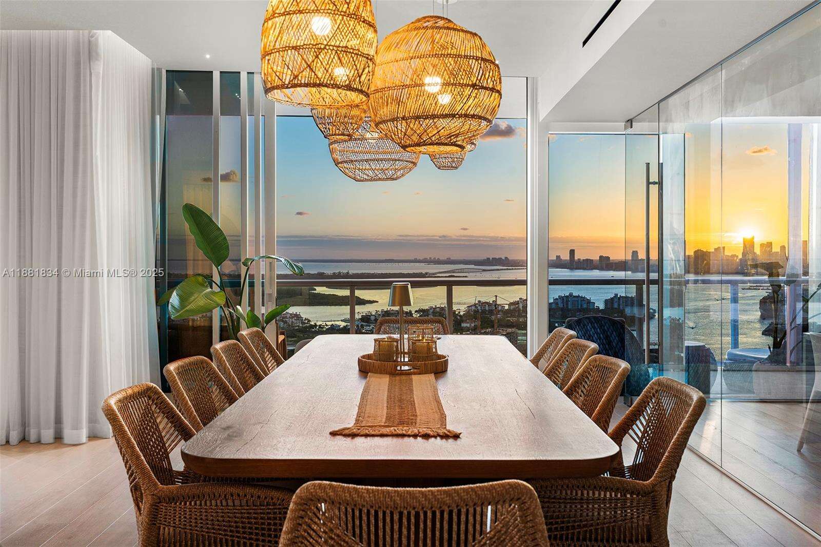 Continuum Unit #3803 | Picture 20