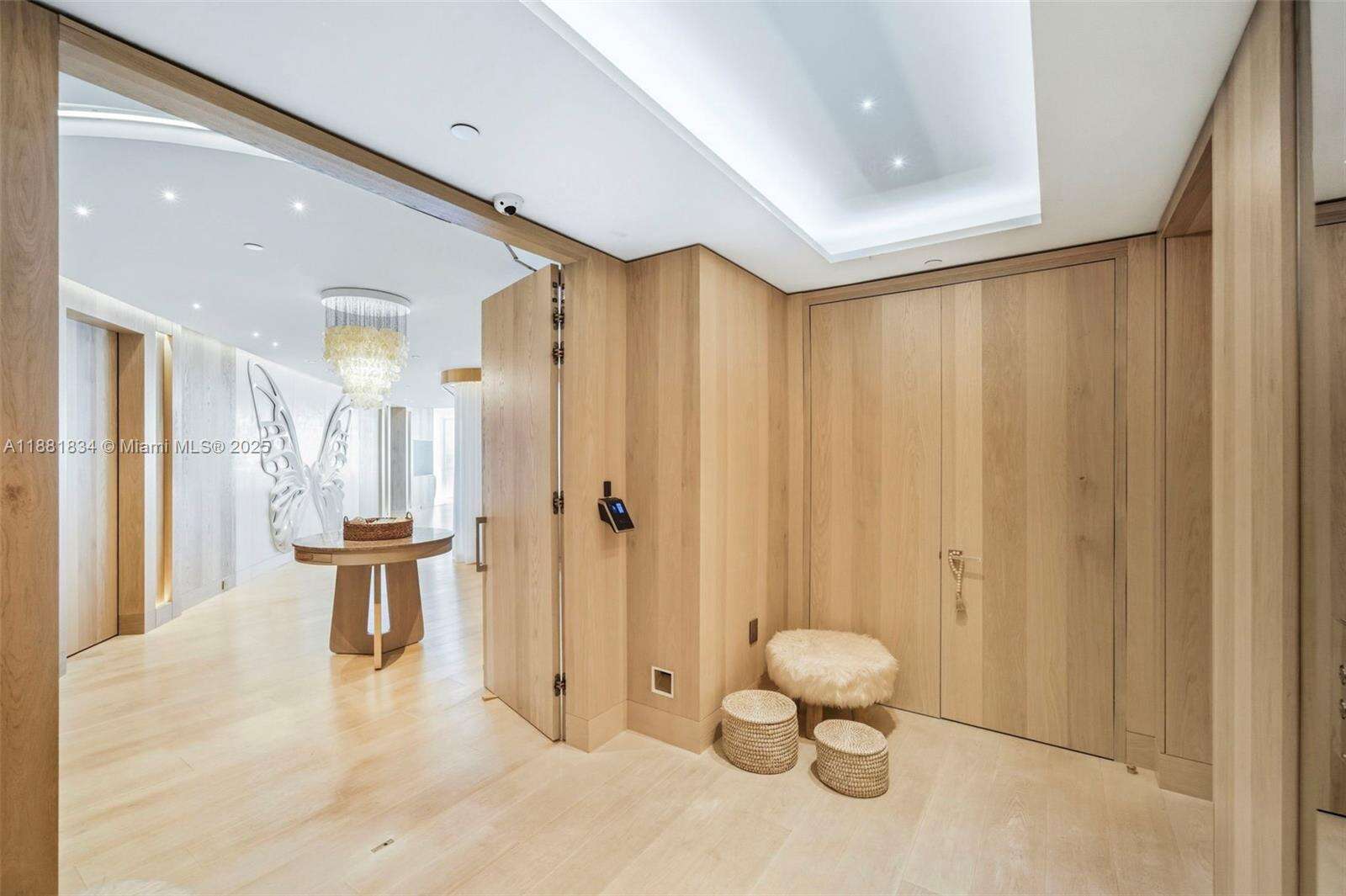 Continuum Unit #3803 | Picture 3