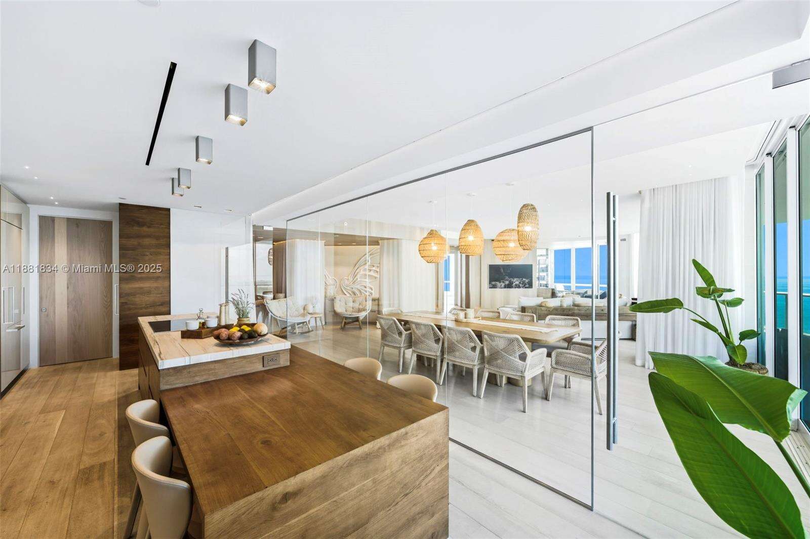 Continuum Unit #3803 | Picture 70