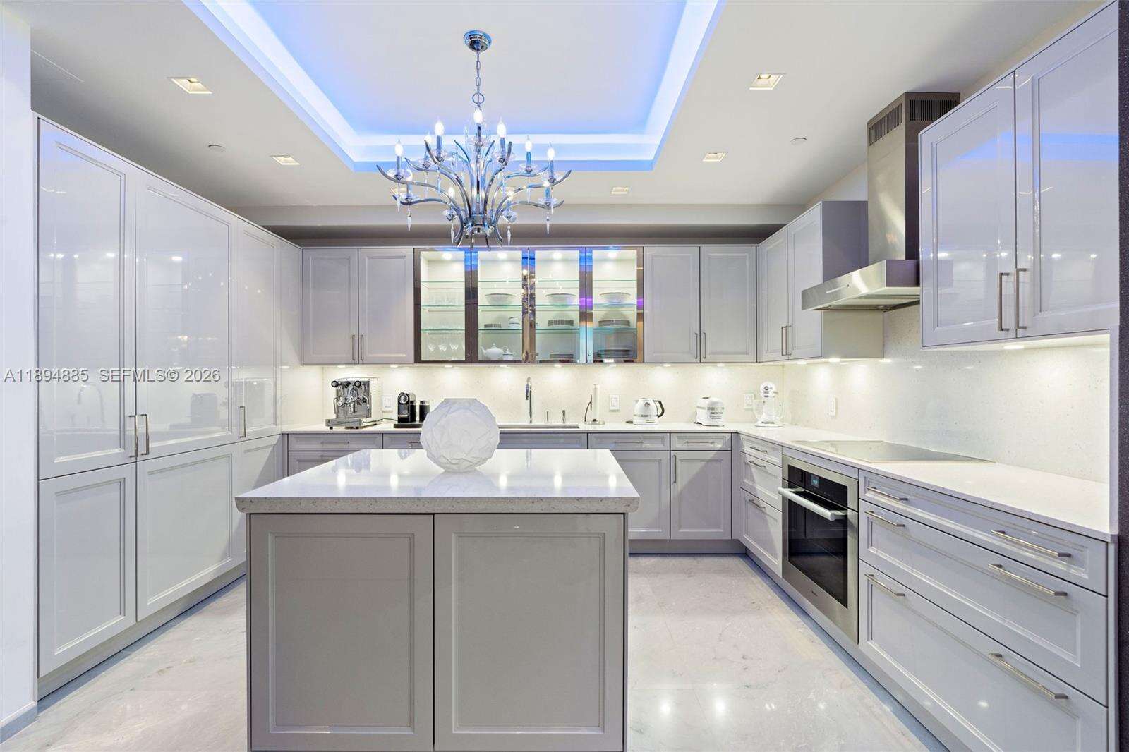 Continuum Unit #2506 | Picture 13