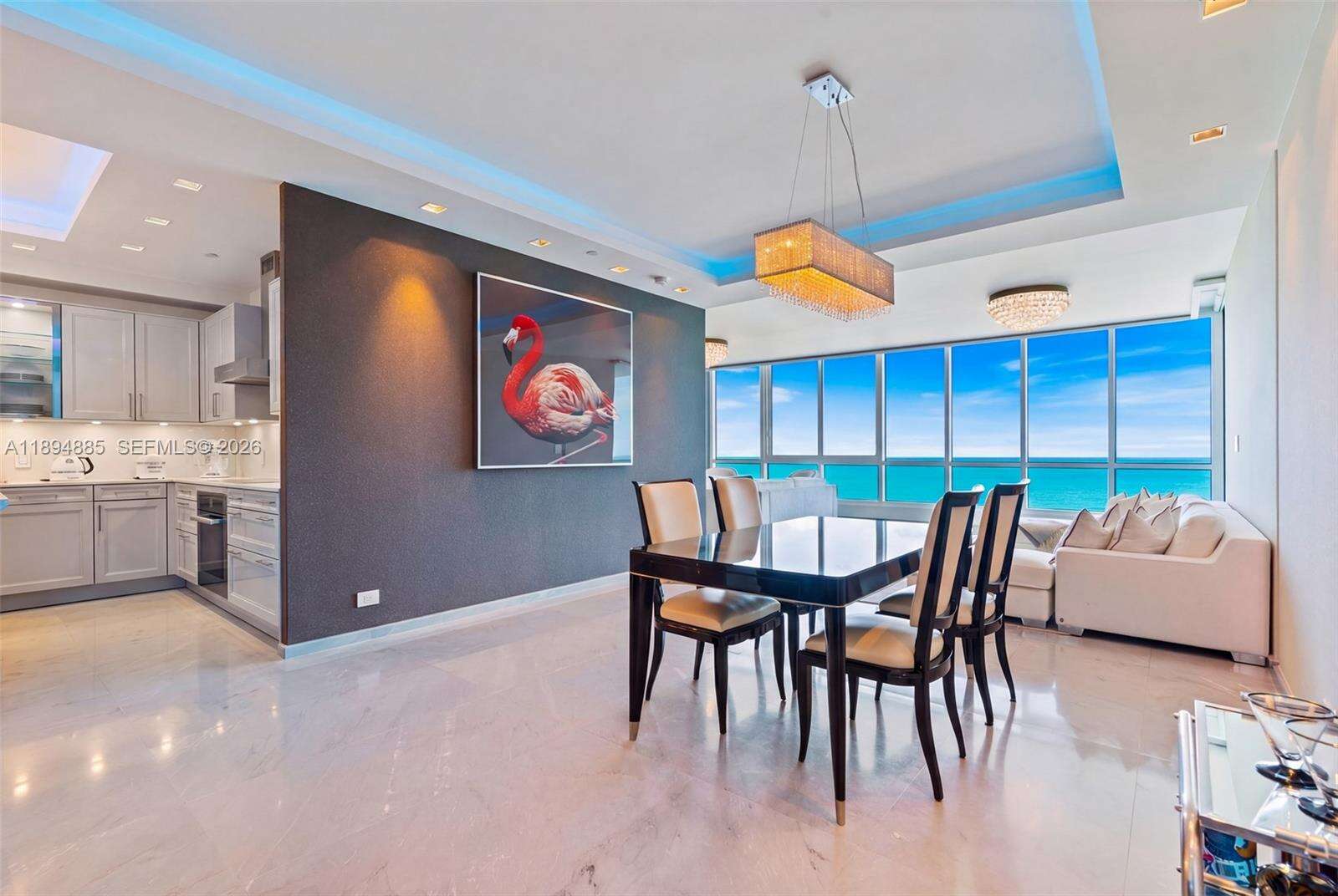 Continuum Unit #2506 | Picture 18