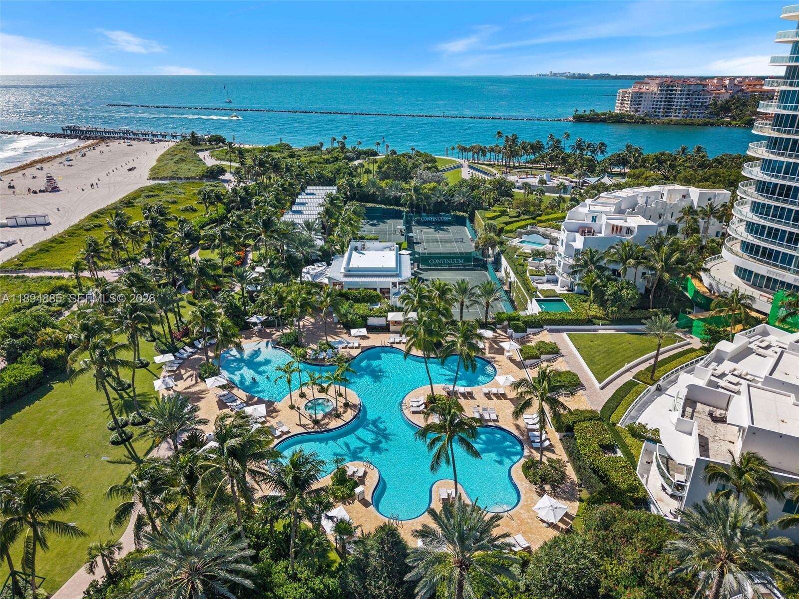 Continuum Unit #2506 | Picture 36