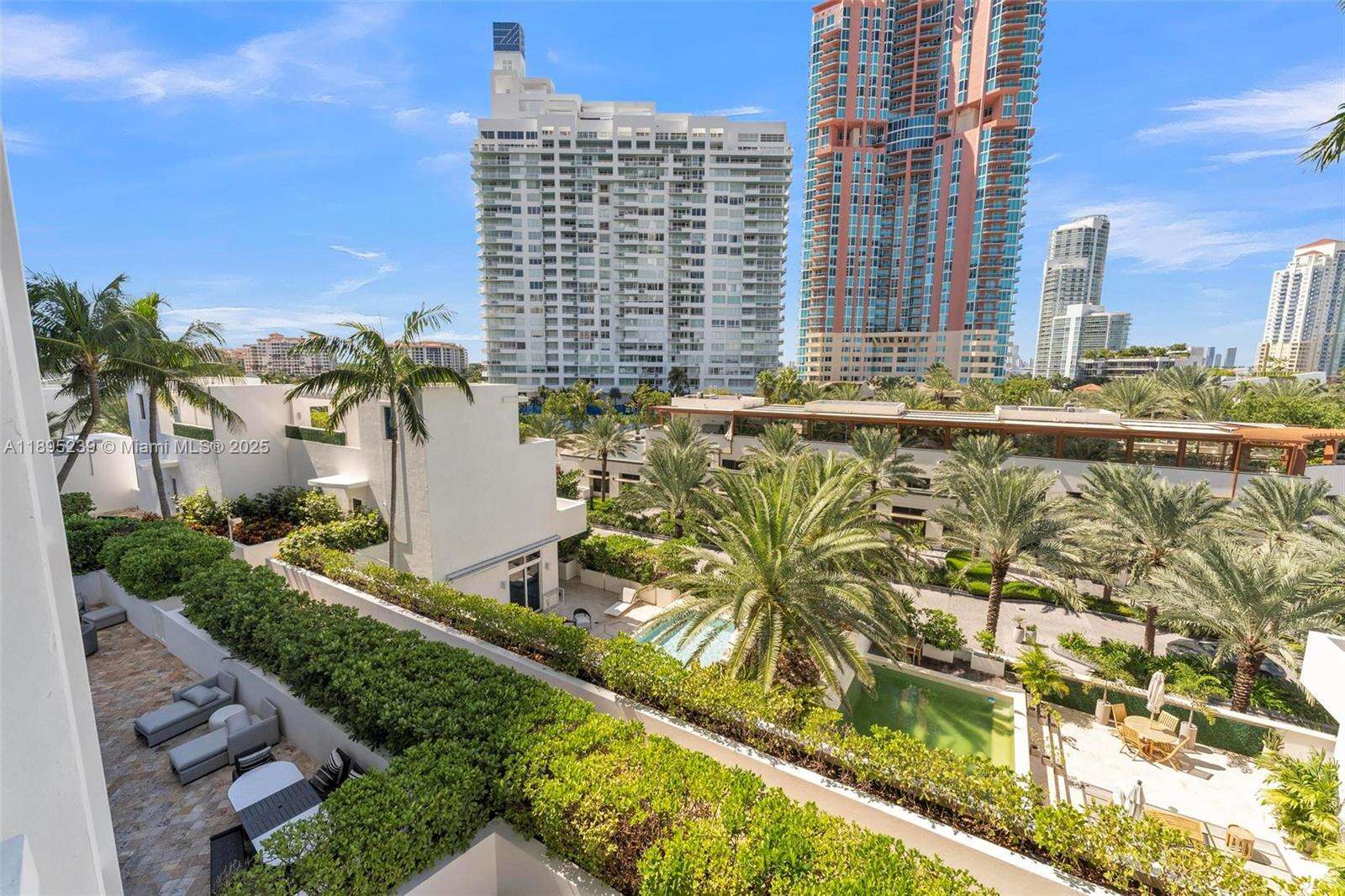 Continuum Unit #705 | Picture 33