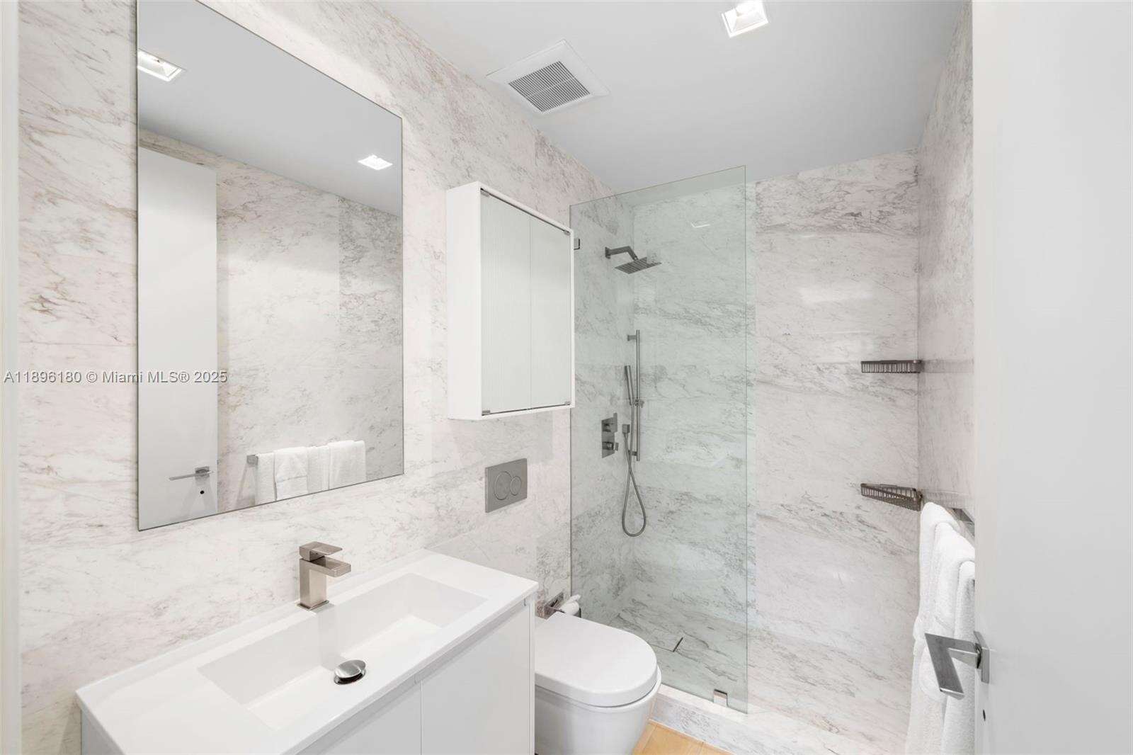 Continuum Unit #TWN7 | Picture 14