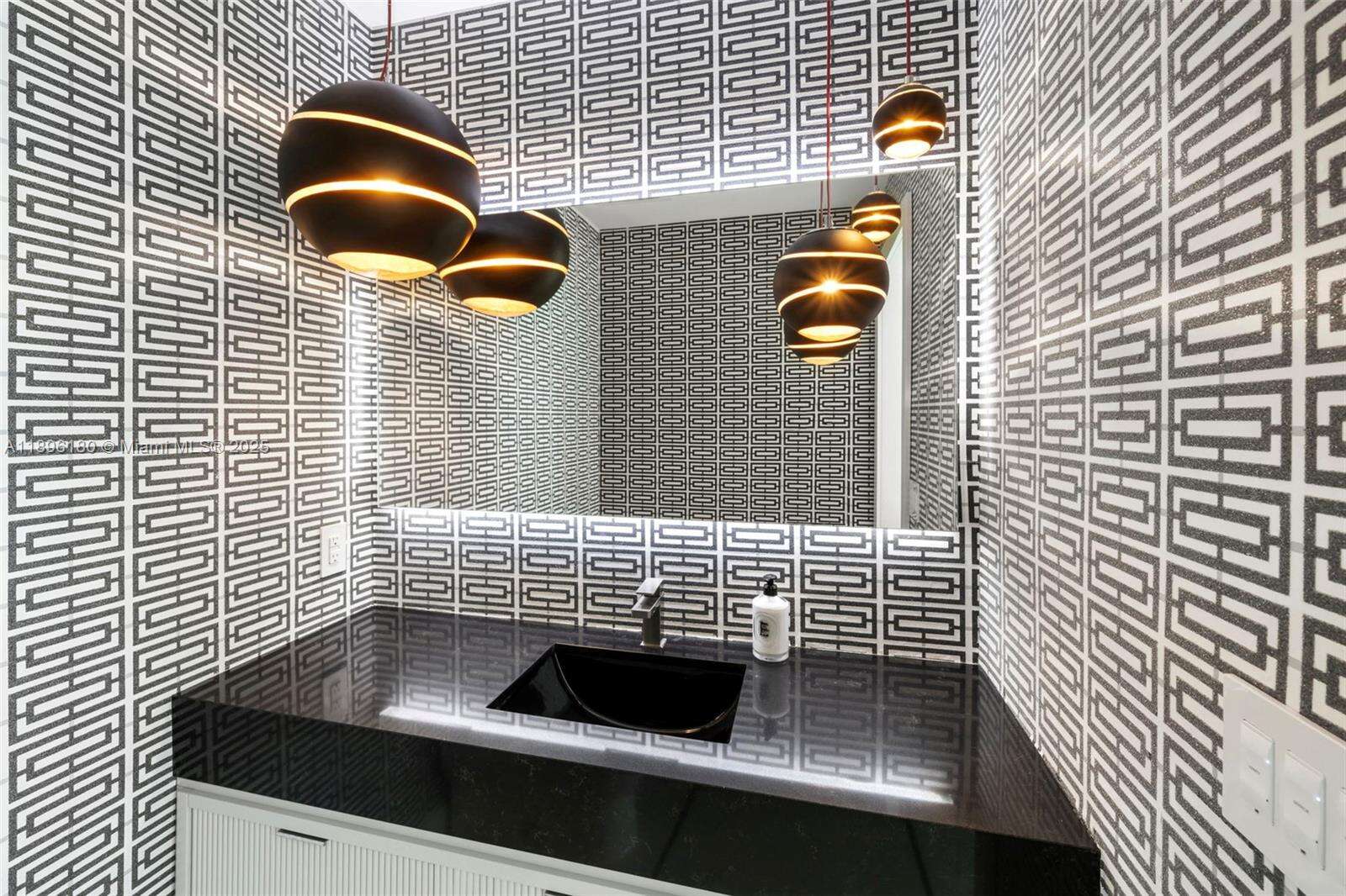 Continuum Unit #TWN7 | Picture 3