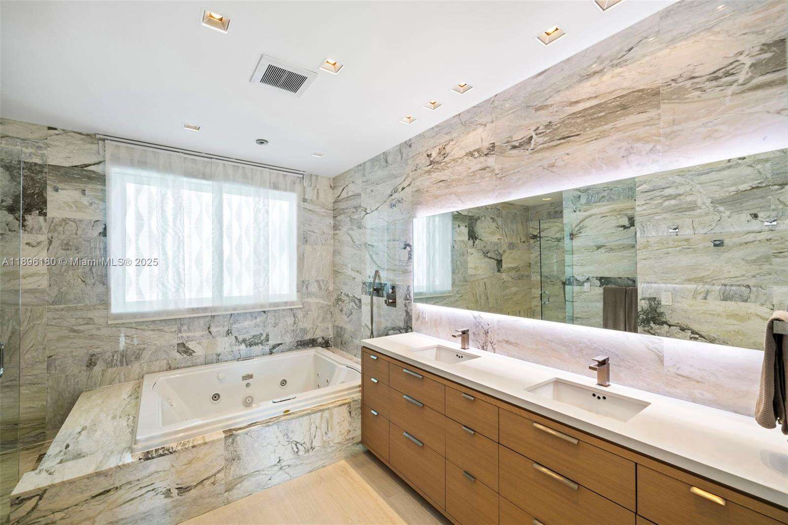 Continuum Unit #TWN7 | Picture 27