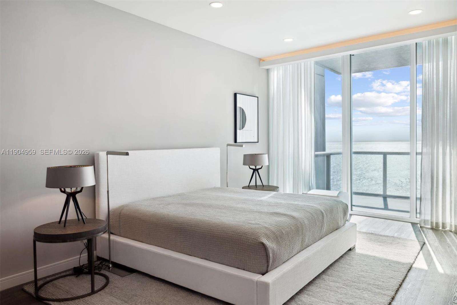 Continuum Unit #3203 | Picture 24