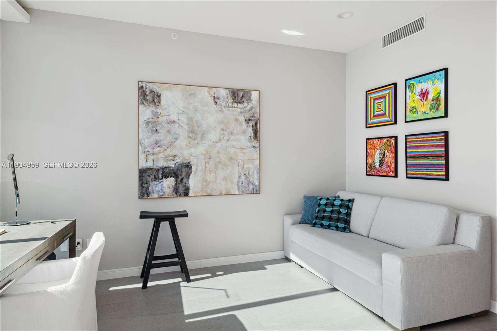 Continuum Unit #3203 | Picture 37