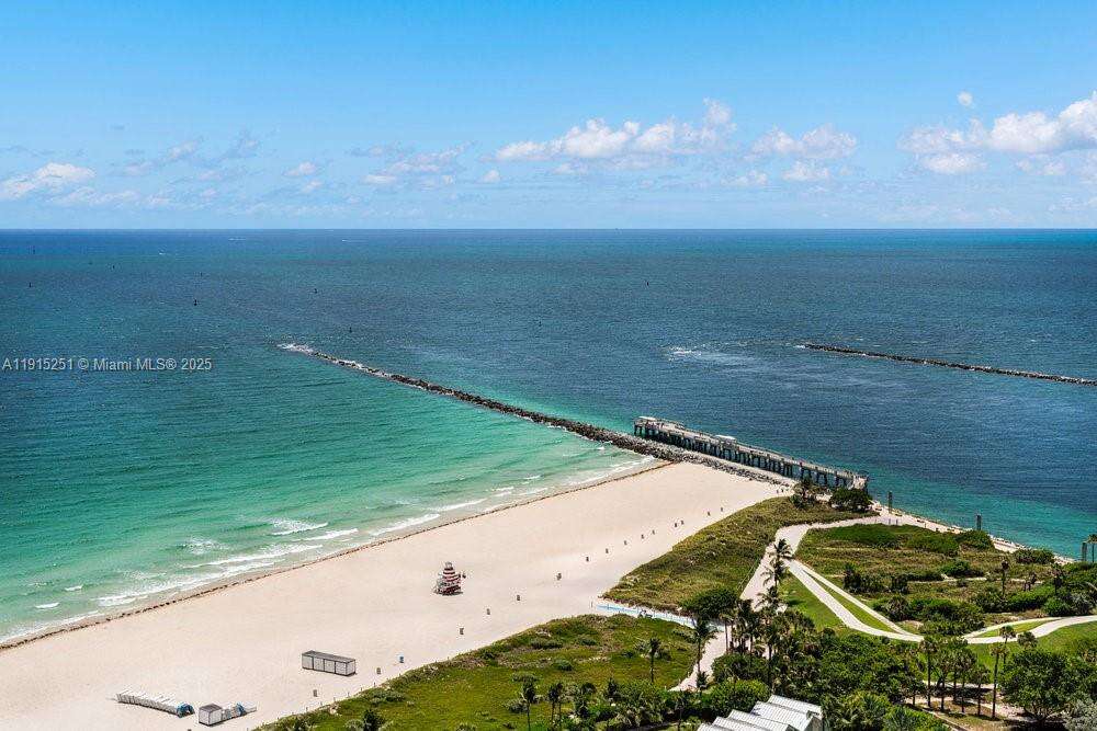 Continuum Unit #2703 | Picture 19