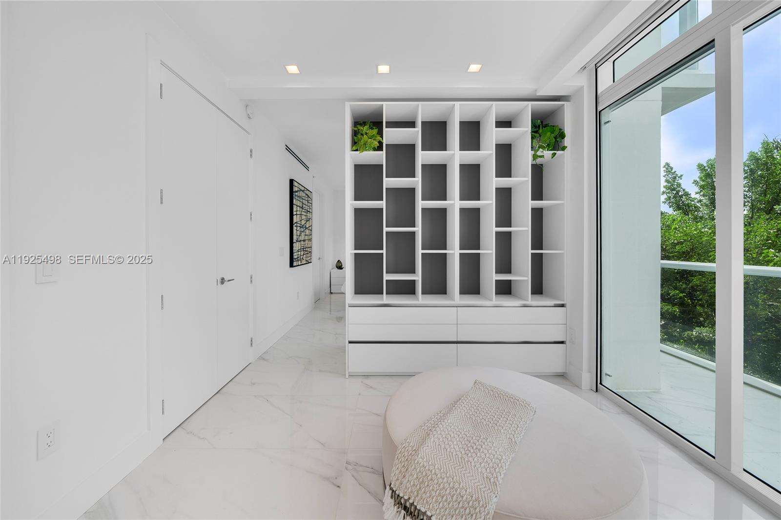 Continuum Unit #TH-13 | Picture 21