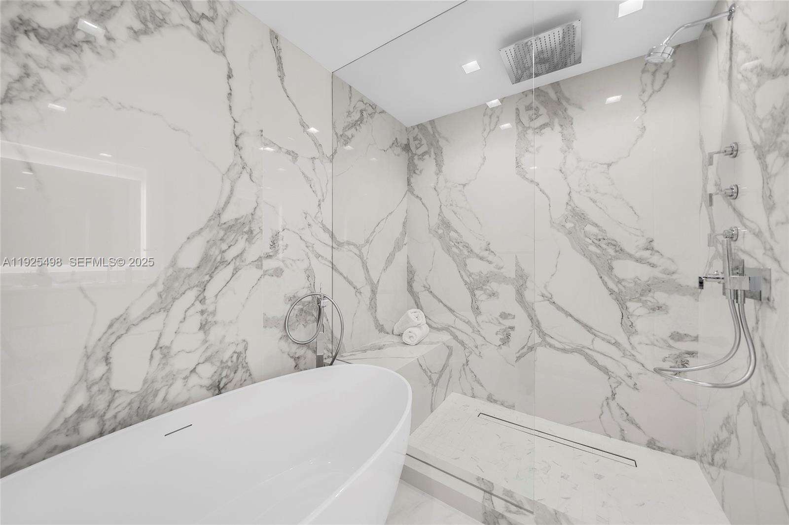 Continuum Unit #TH-13 | Picture 32