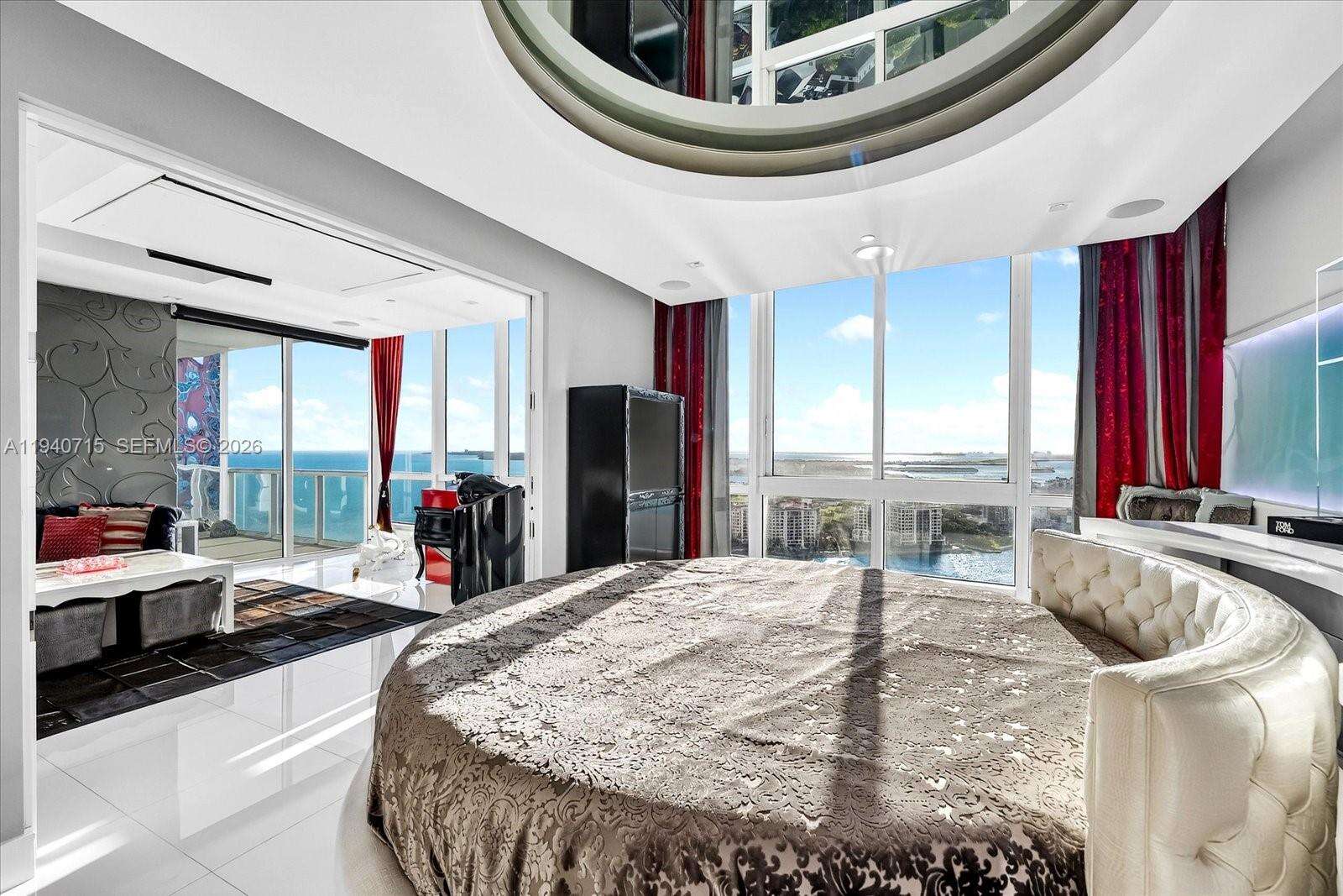 Continuum Unit #3002 | Picture 25