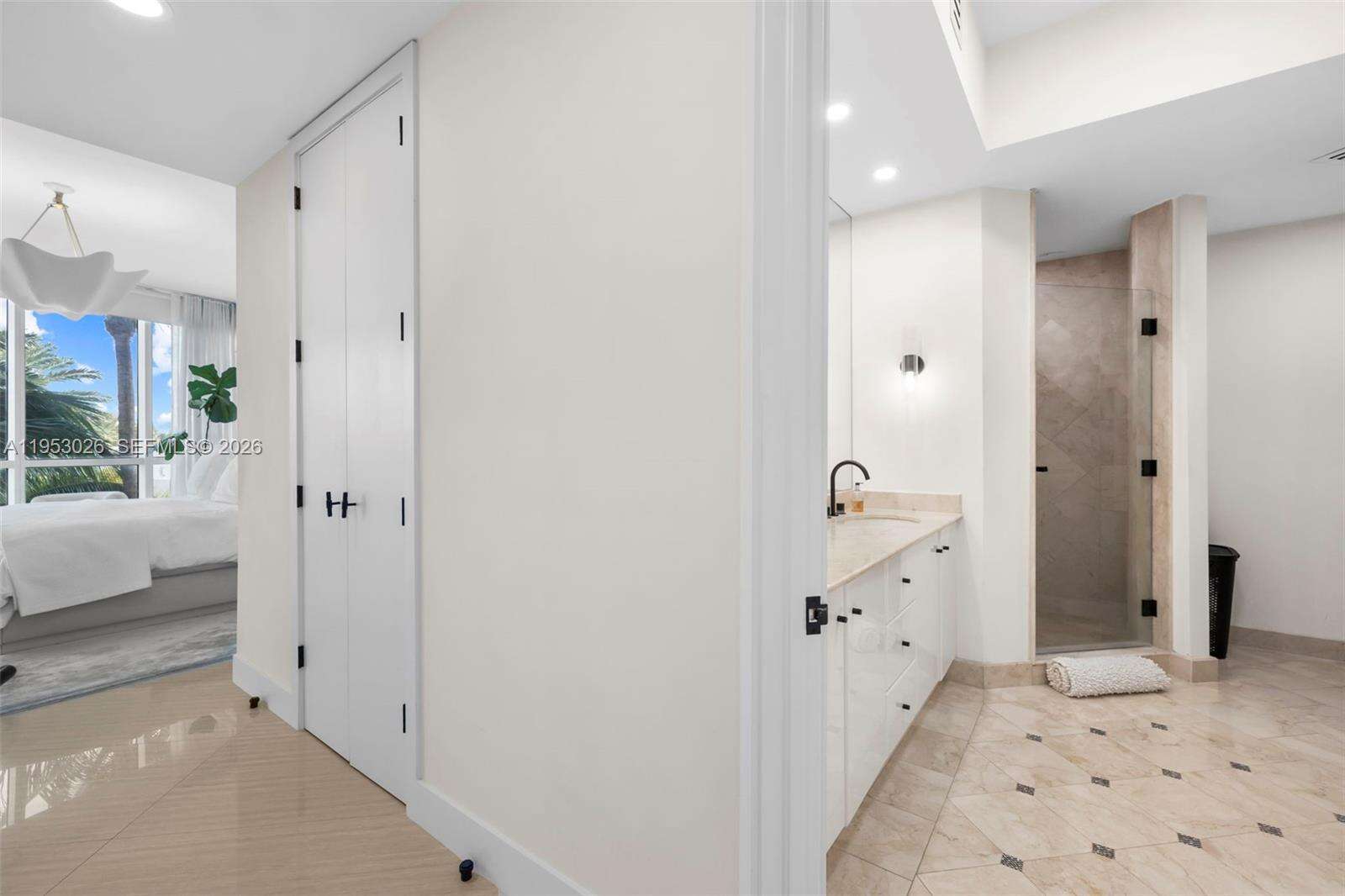 Continuum Unit #509 | Picture 19