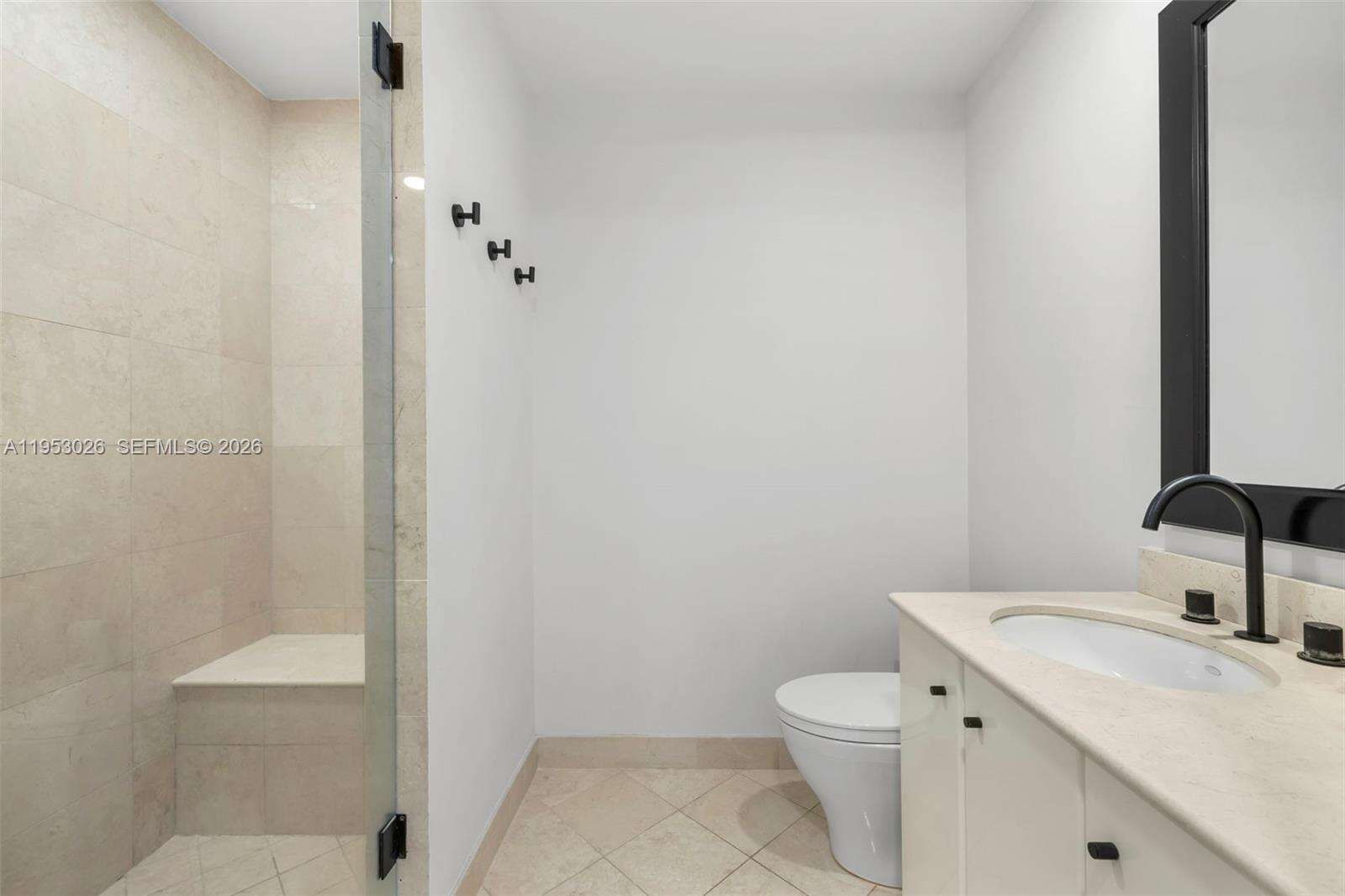 Continuum Unit #509 | Picture 24