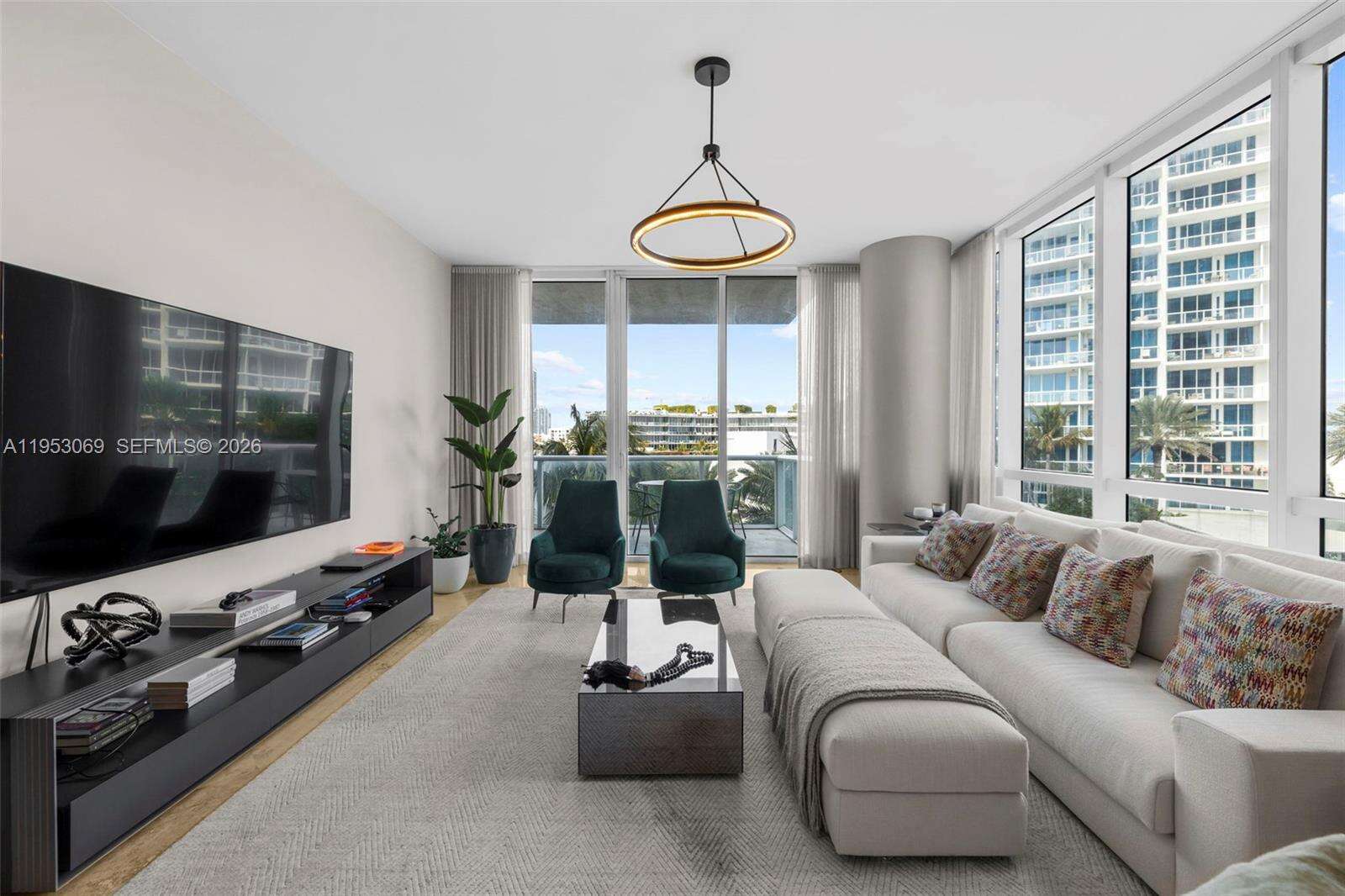 Continuum Unit #510 | Picture 8