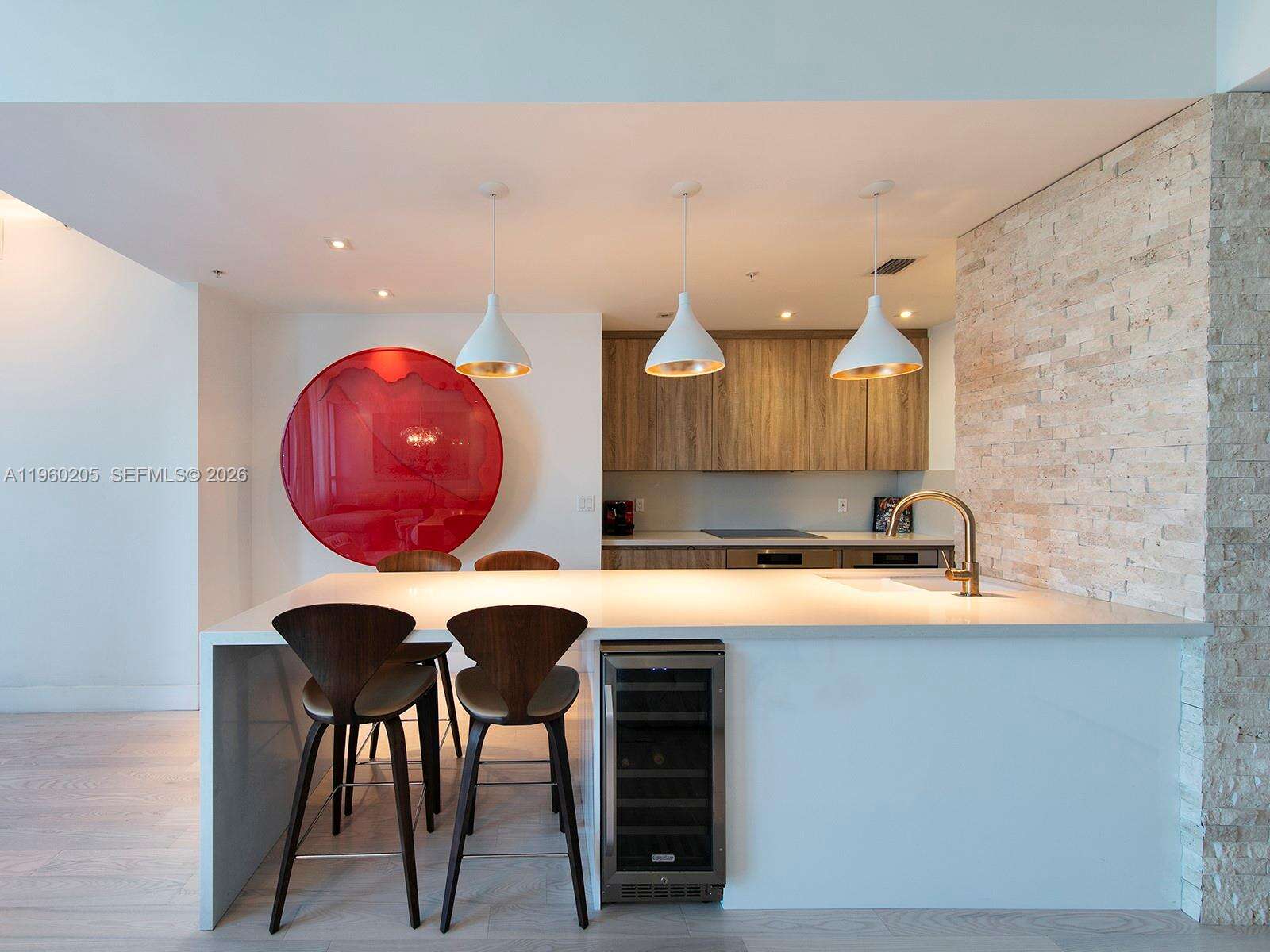 Continuum Unit #707 | Picture 3