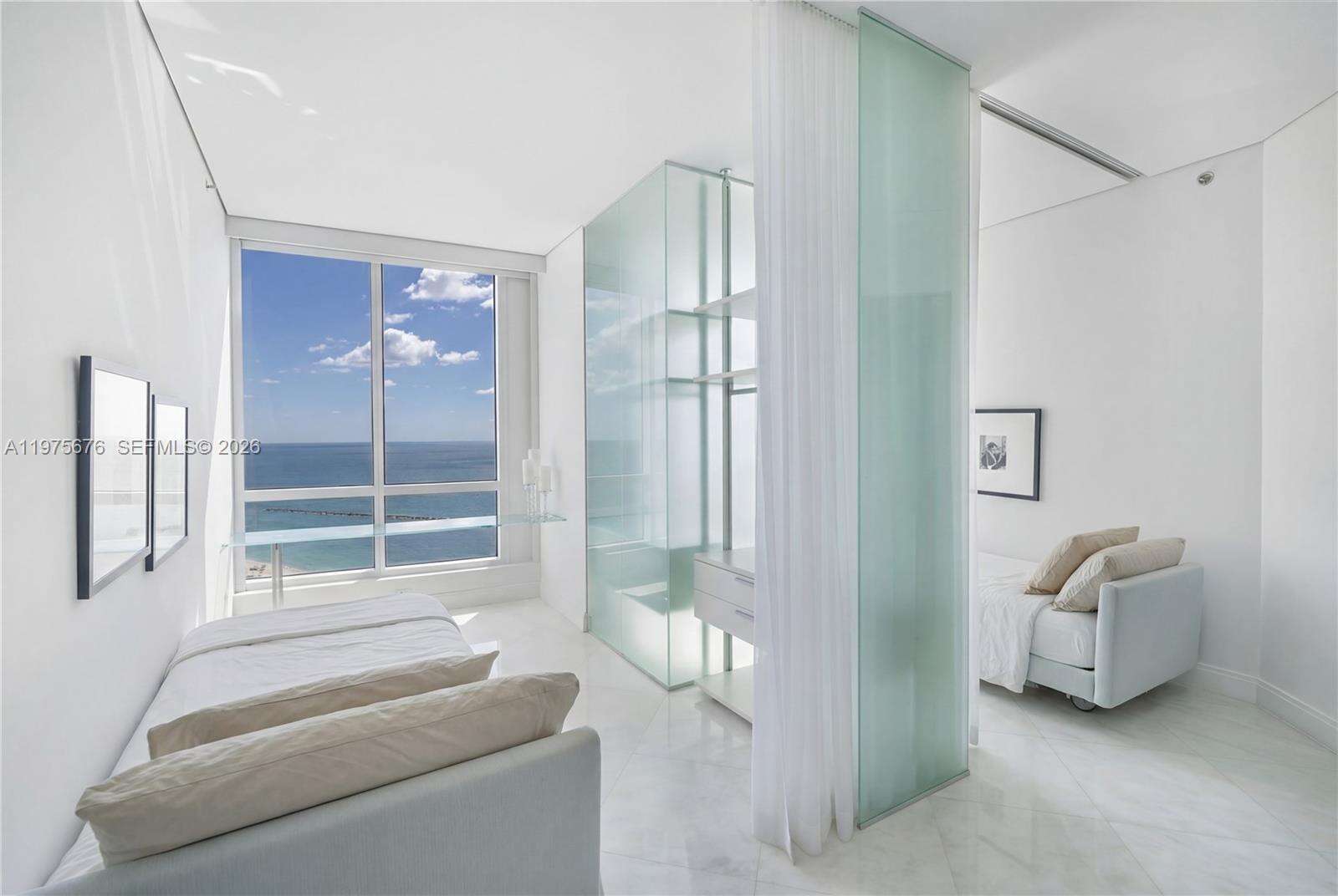 Continuum Unit #2604 | Picture 14