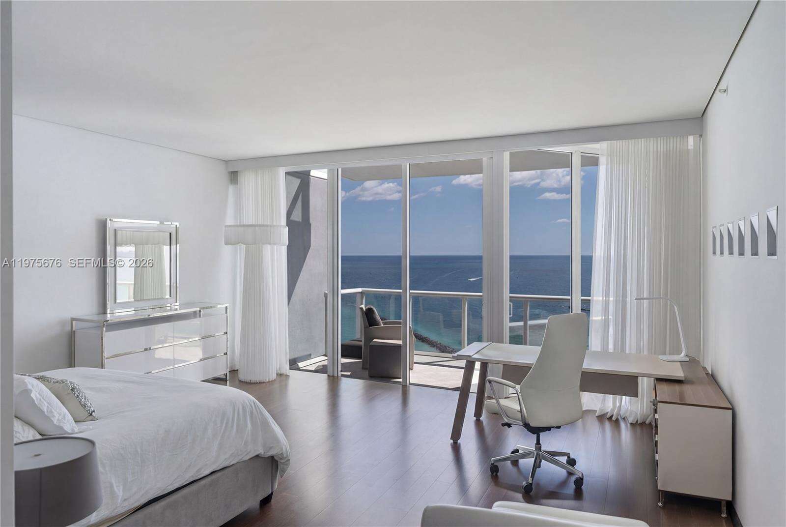 Continuum Unit #2604 | Picture 17