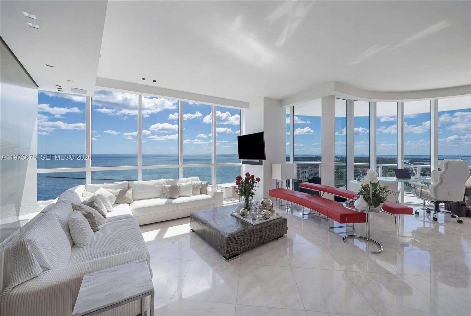 Continuum Unit #2604 | Picture 3