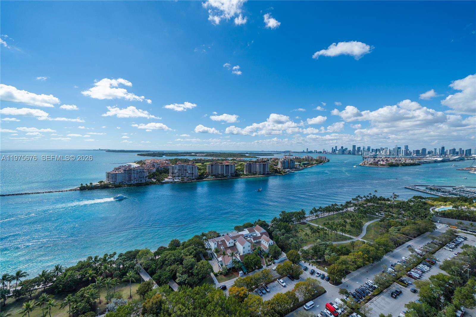 Continuum Unit #2604 | Picture 9