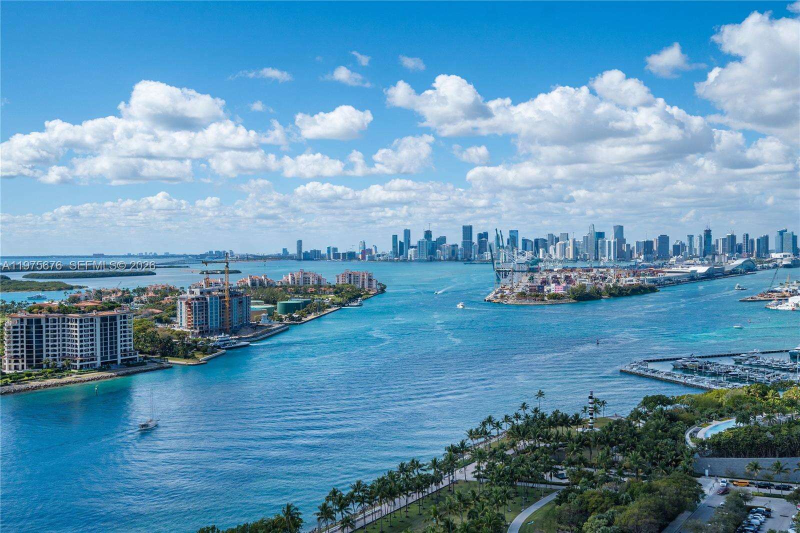 Continuum Unit #2604 | Picture 10