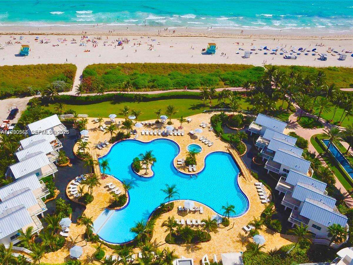 Continuum Unit #504 | Picture 2