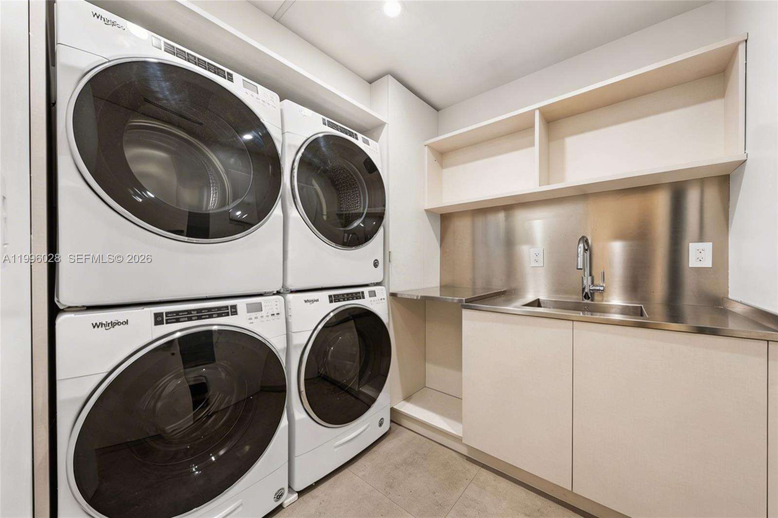 Continuum Unit #1906/07 | Picture 31