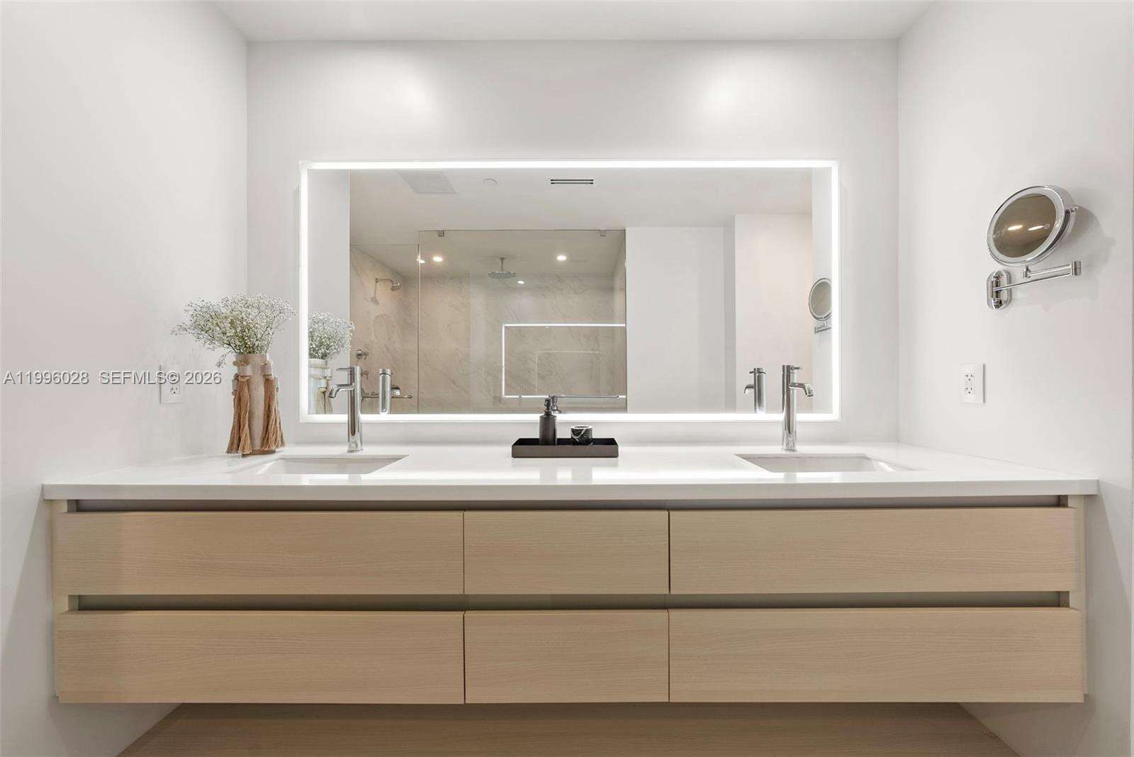 Continuum Unit #1906/07 | Picture 56