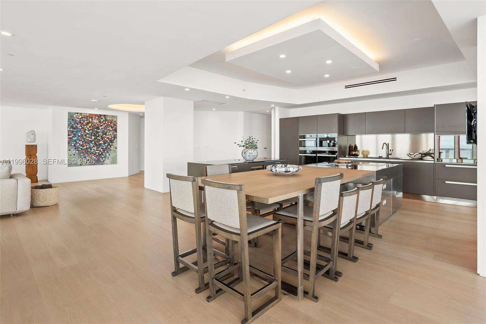 Continuum Unit #1906/07 | Picture 10