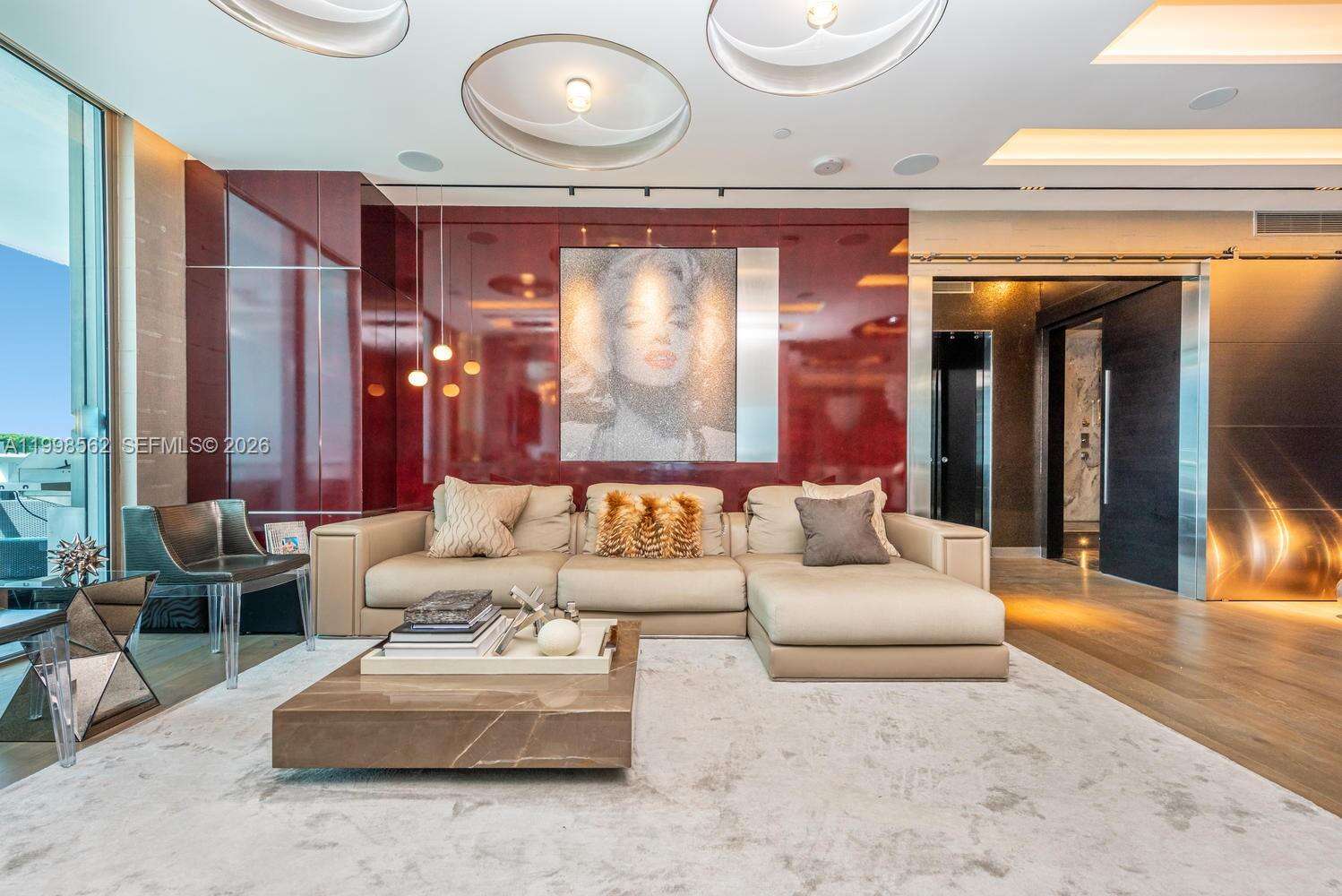 Continuum Unit #905 | Picture 2